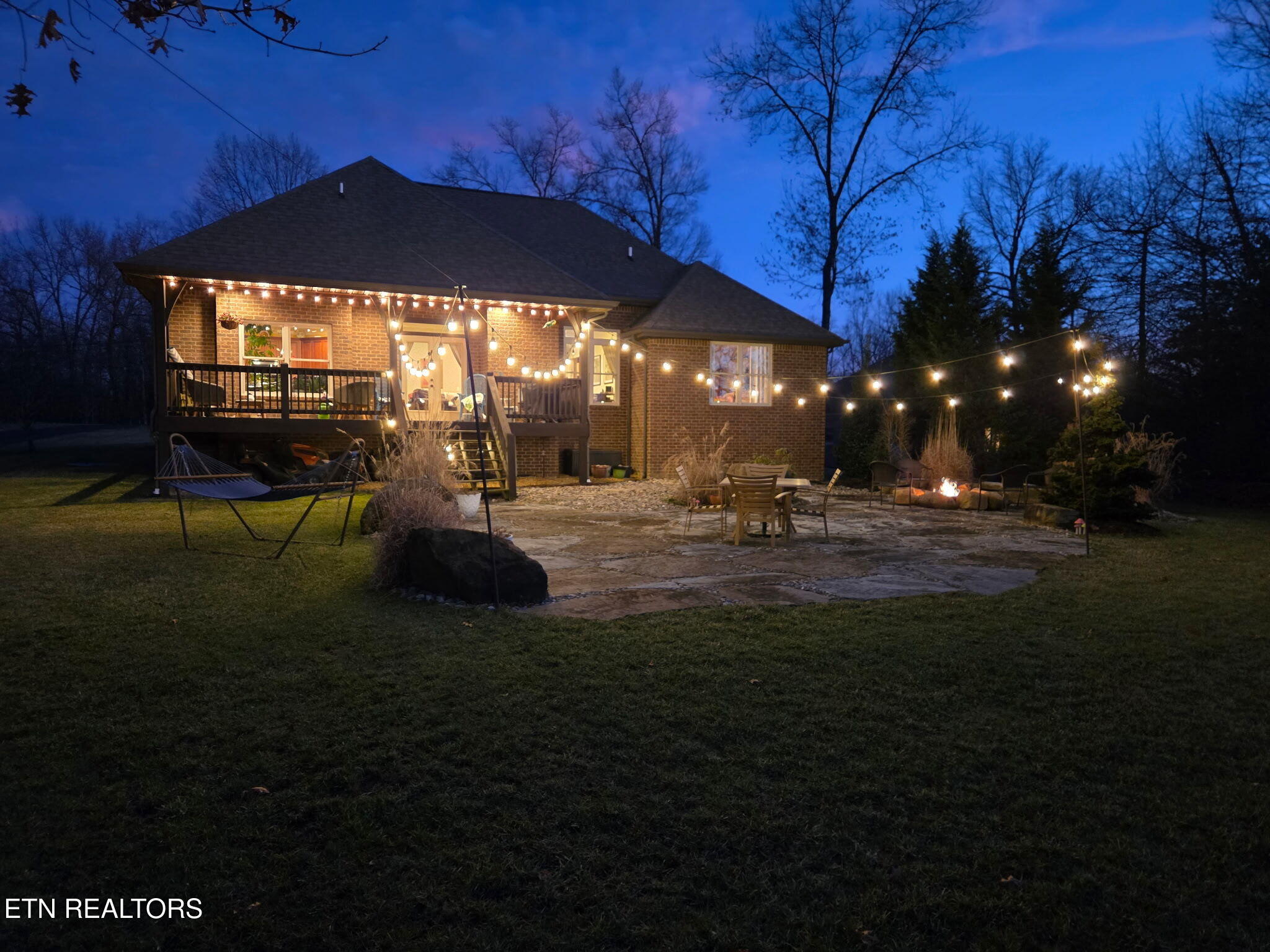 299 E Deer Creek Drive Crossville TN 38571