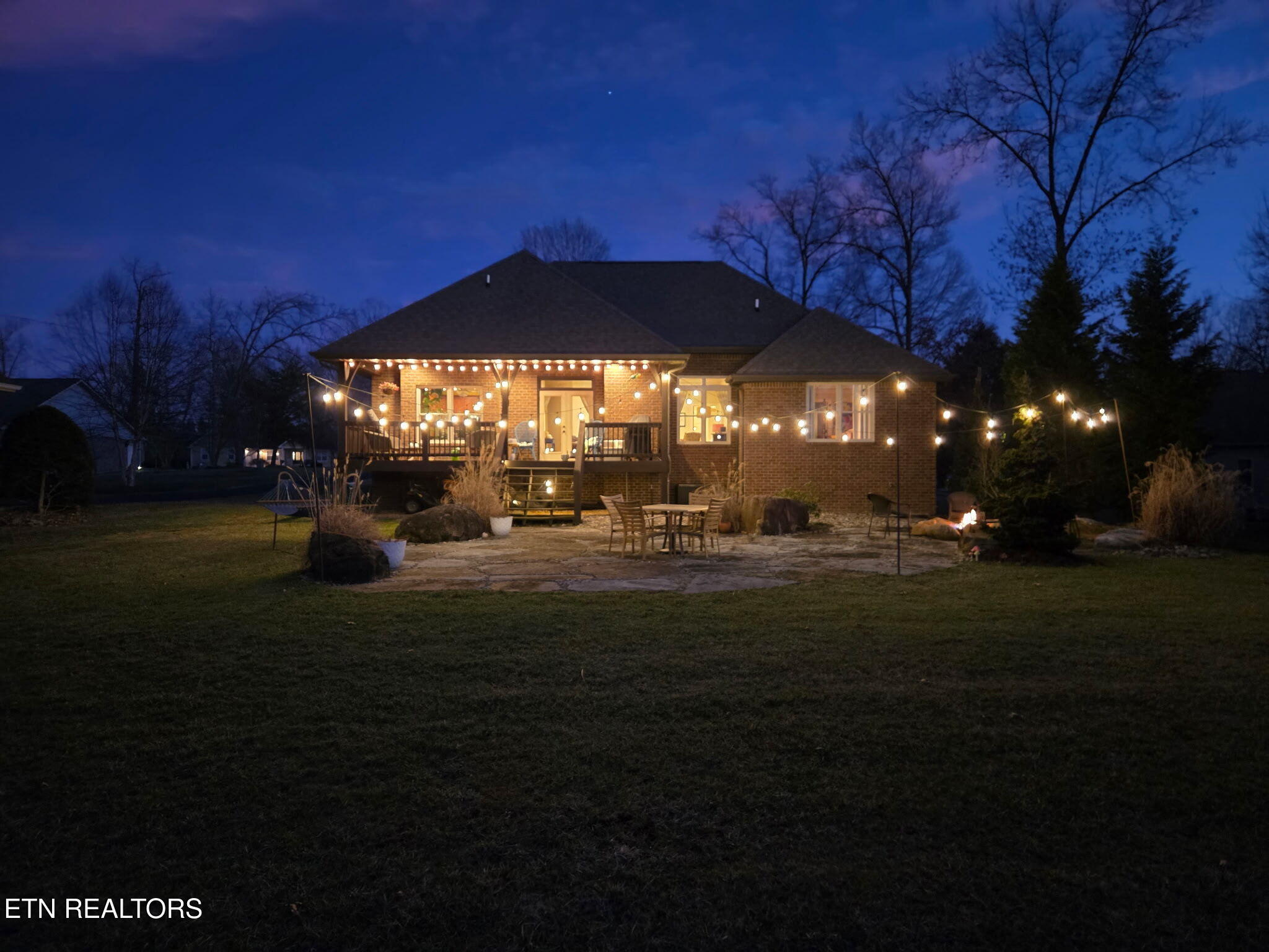 299 E Deer Creek Drive Crossville TN 38571
