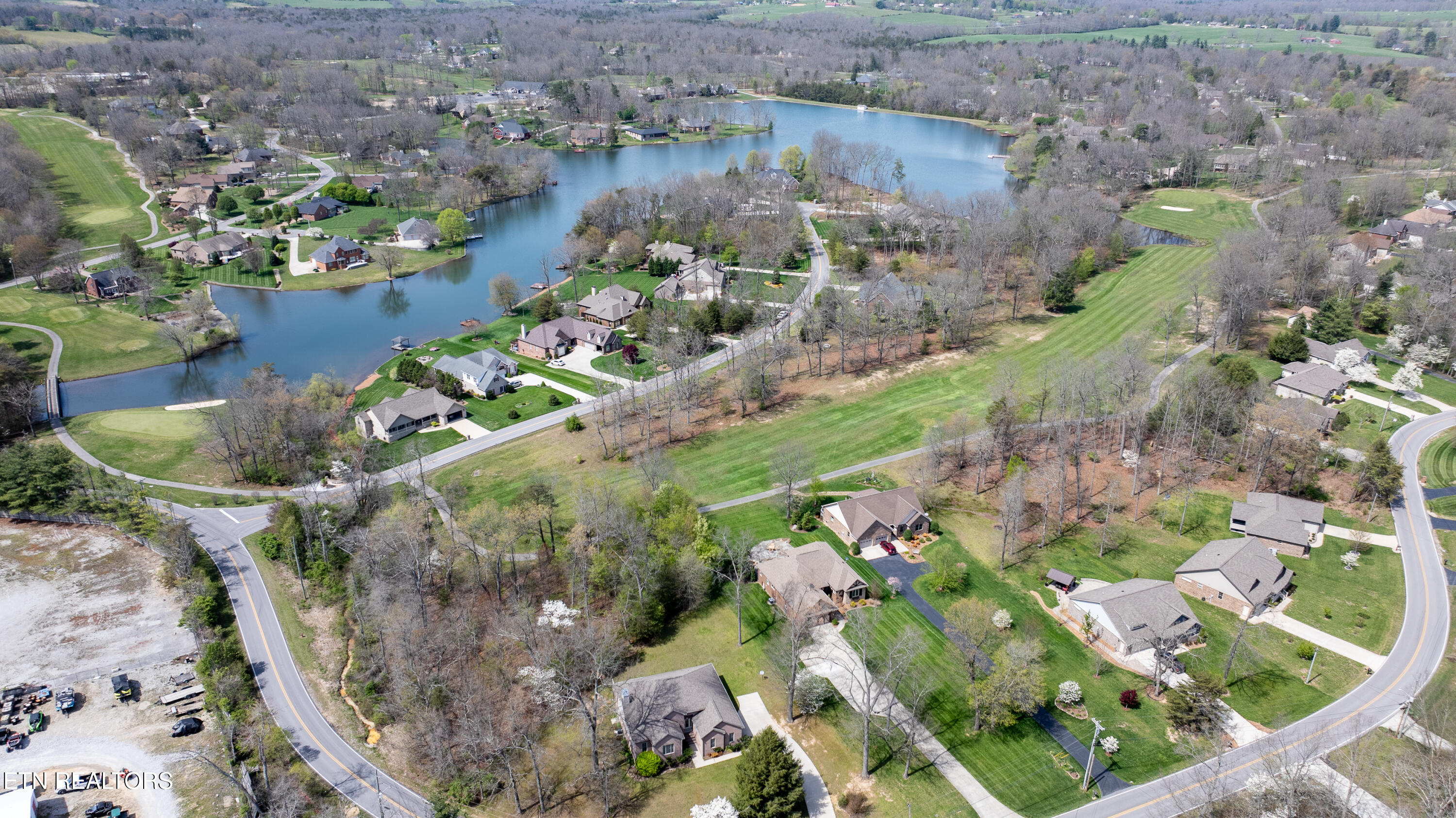 299 E Deer Creek Drive Crossville TN 38571
