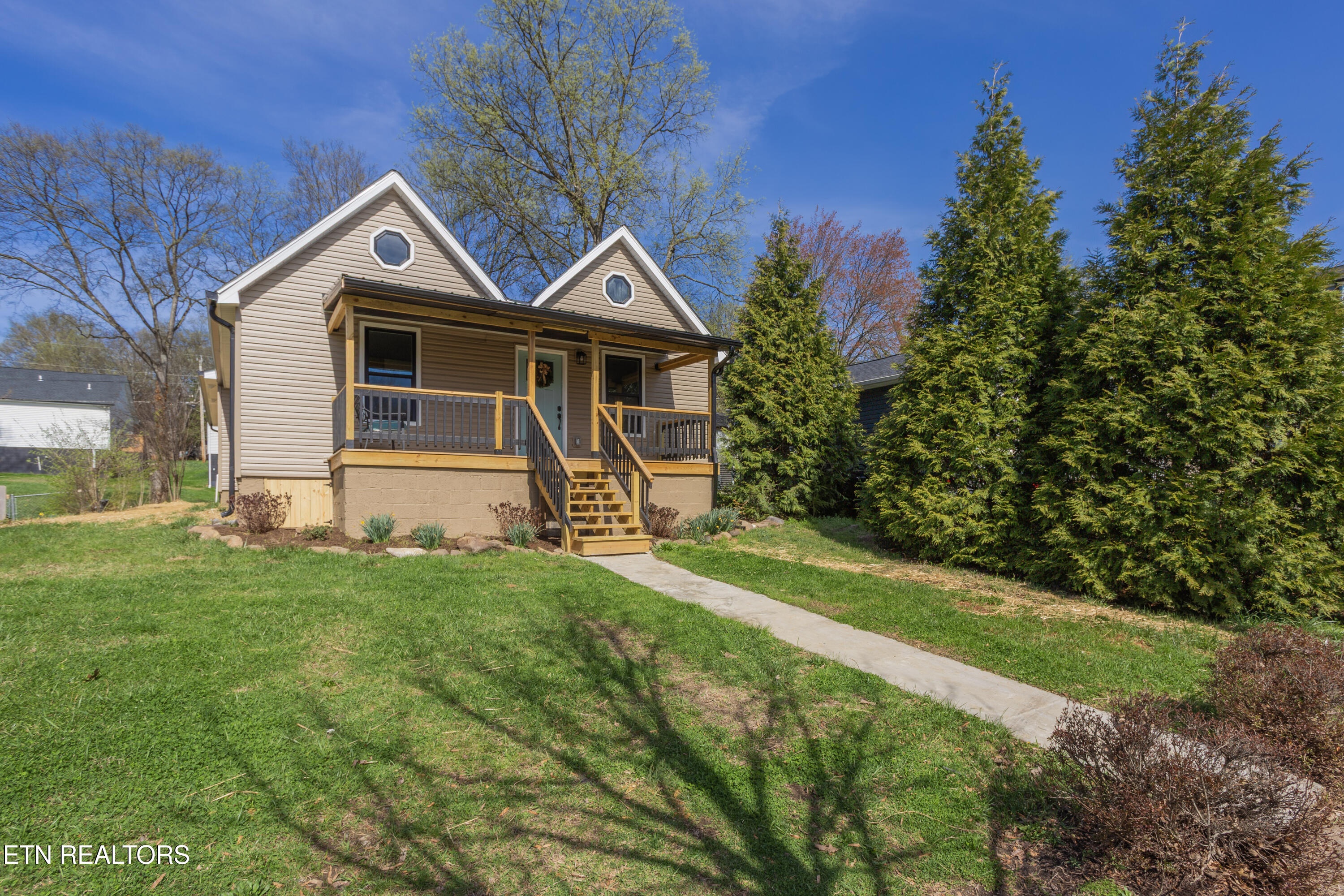 2317 E Glenwood Avenue Knoxville TN 37917