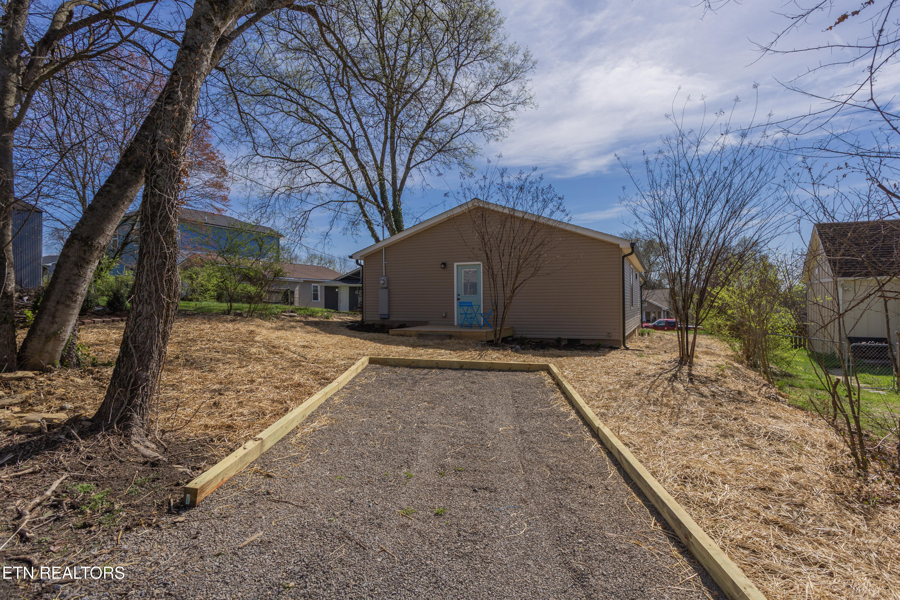 2317 E Glenwood Avenue Knoxville TN 37917