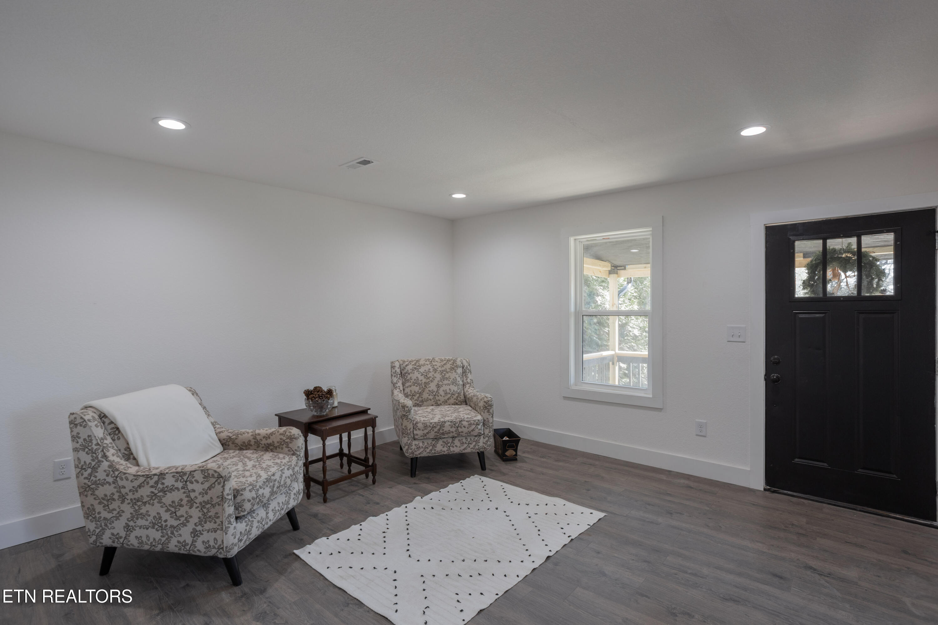 2317 E Glenwood Avenue Knoxville TN 37917
