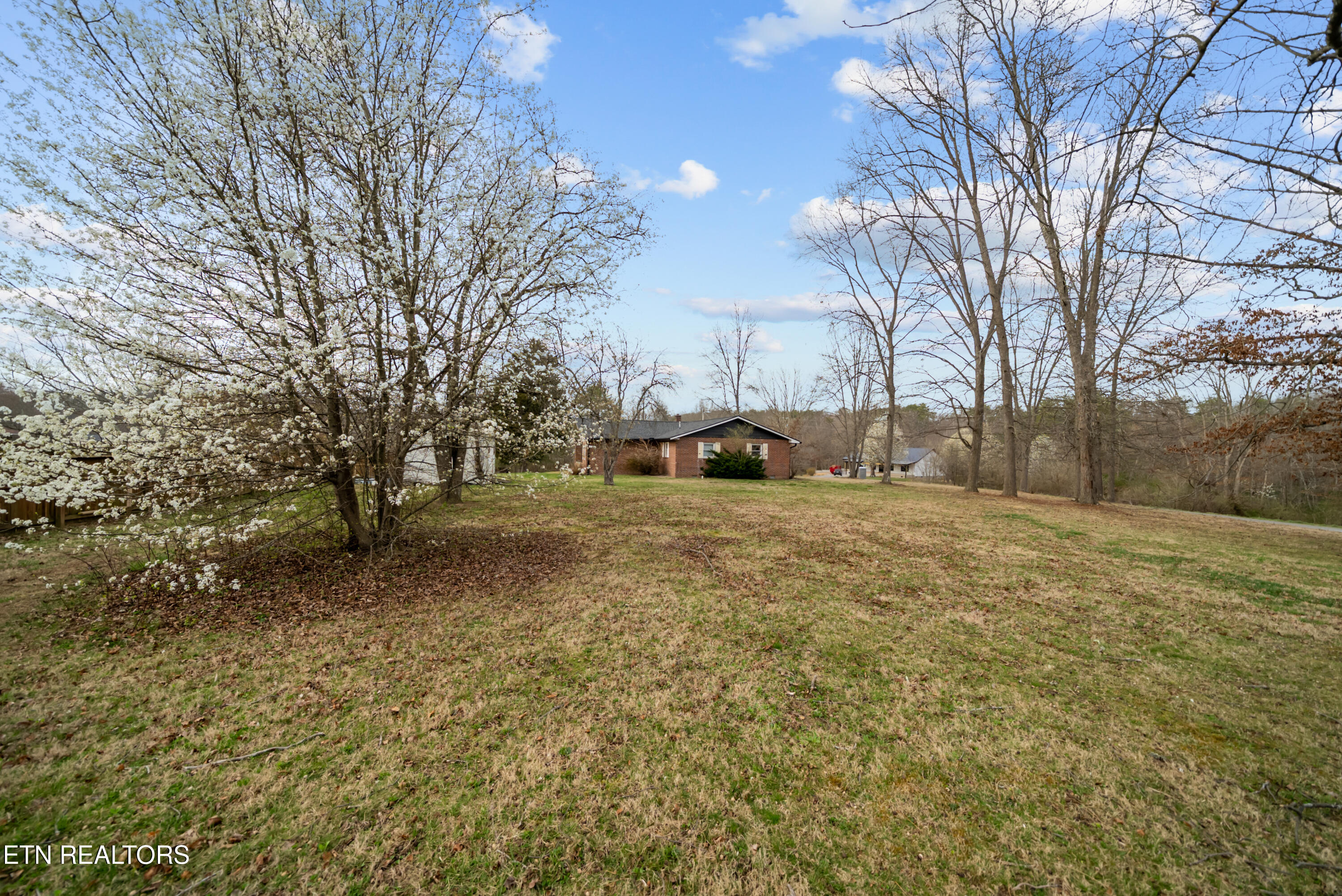 54 Towering Trail Crossville TN 38555
