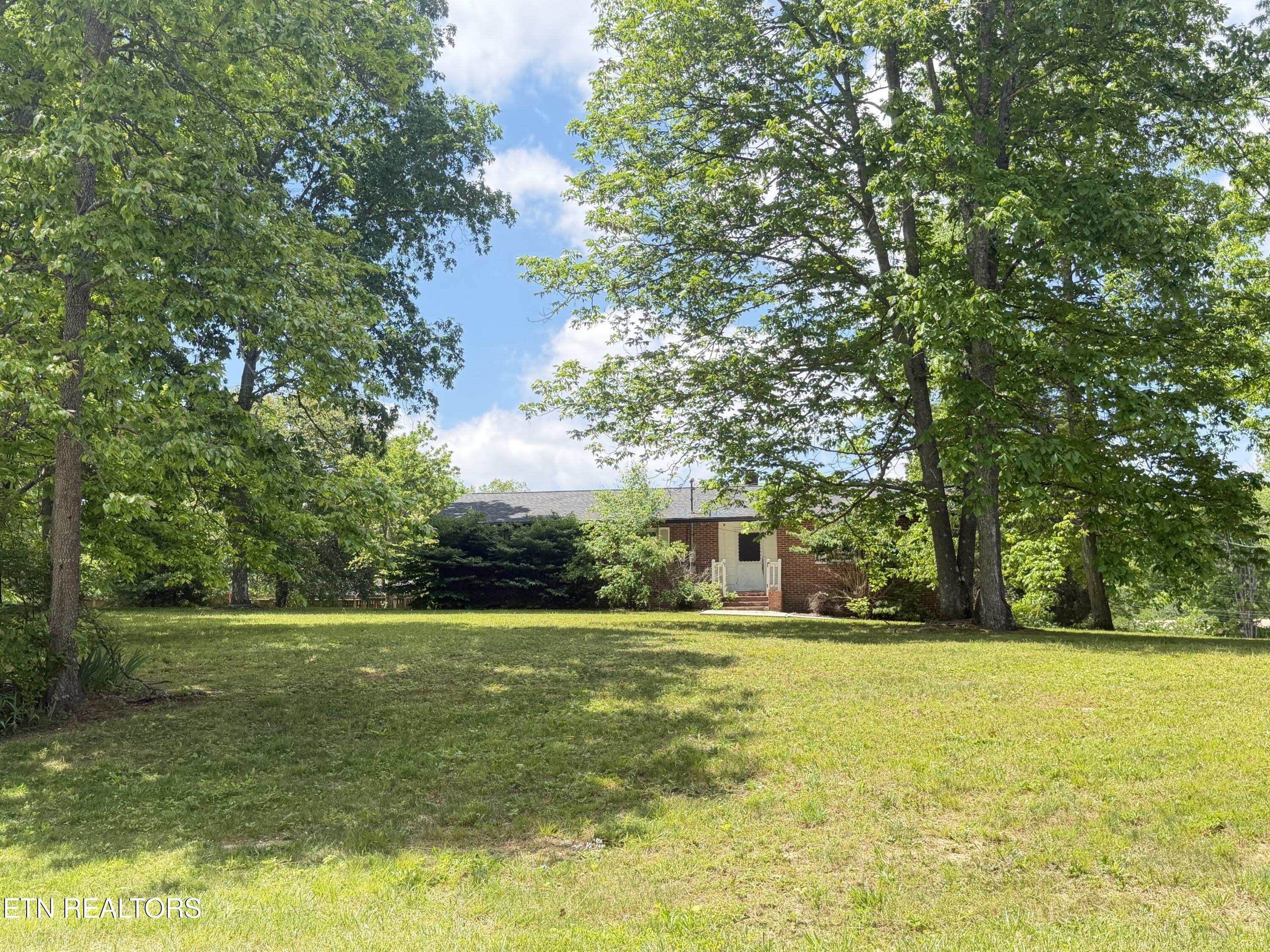 54 Towering Trail Crossville TN 38555