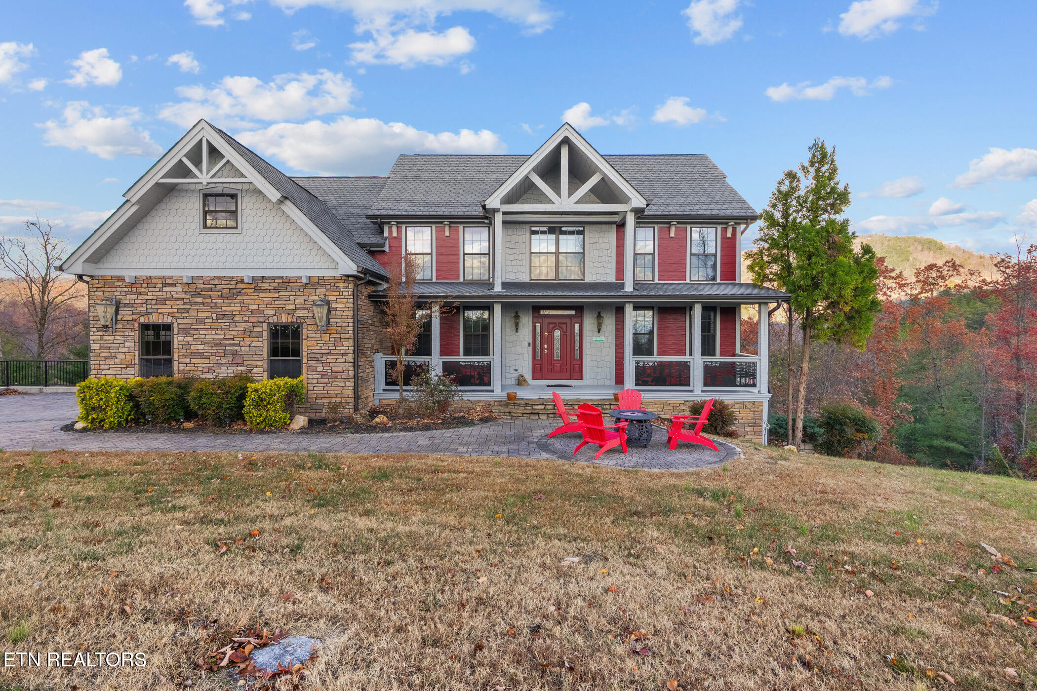 2968 Smoky Bluff Trail Sevierville TN 37862