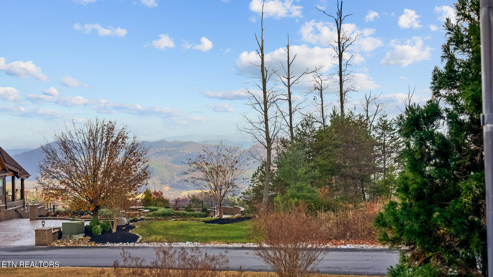 2968 Smoky Bluff Trail Sevierville TN 37862