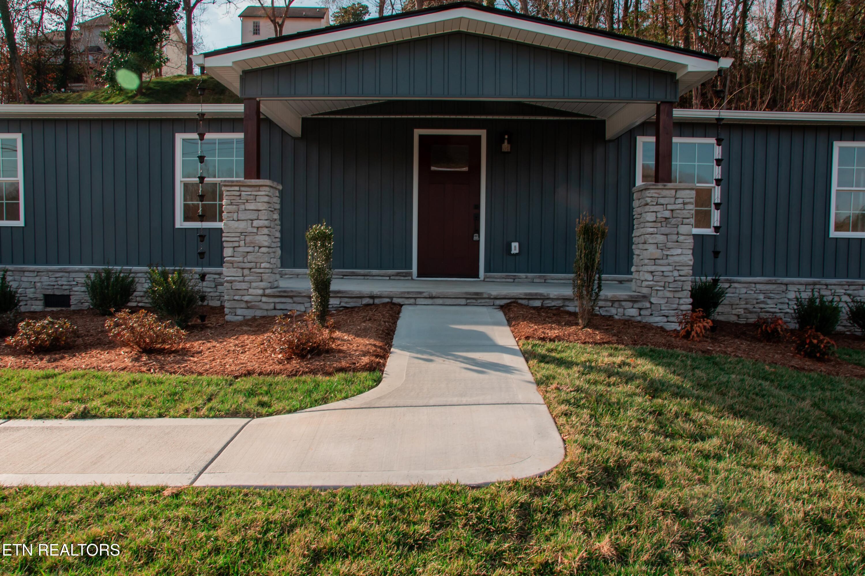 515 Greenwood Drive Clinton TN 37716
