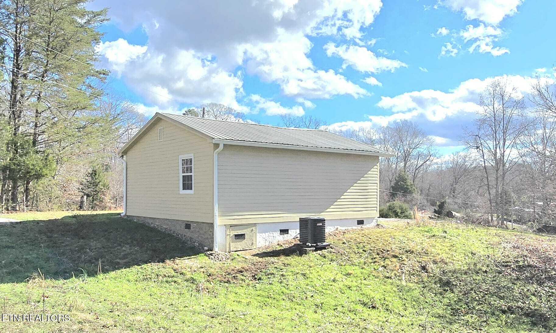 153 Holt Lane Kingston TN 37763