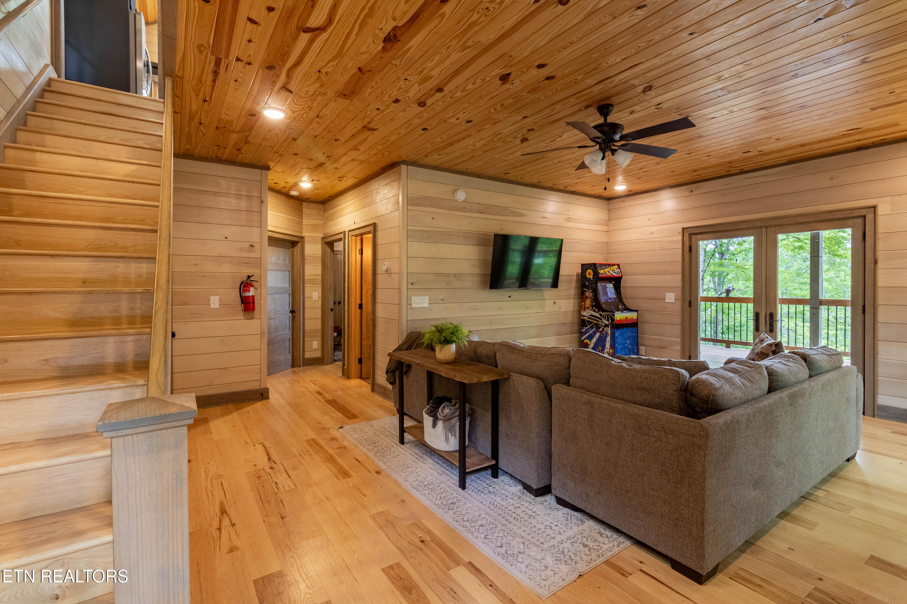 4163 Burning Tree Lane Sevierville TN 37862