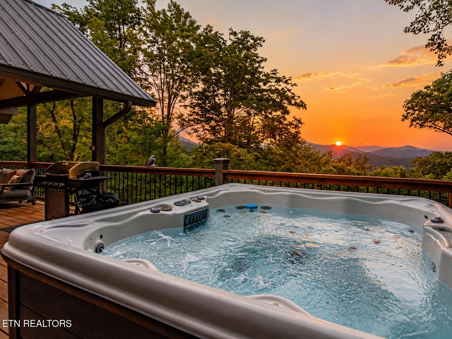 4163 Burning Tree Lane Sevierville TN 37862