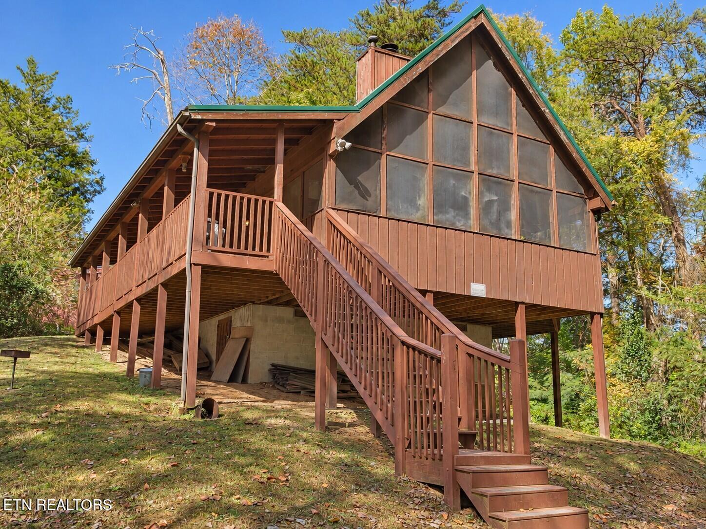 1502 Ridgecrest Drive Sevierville TN 37876