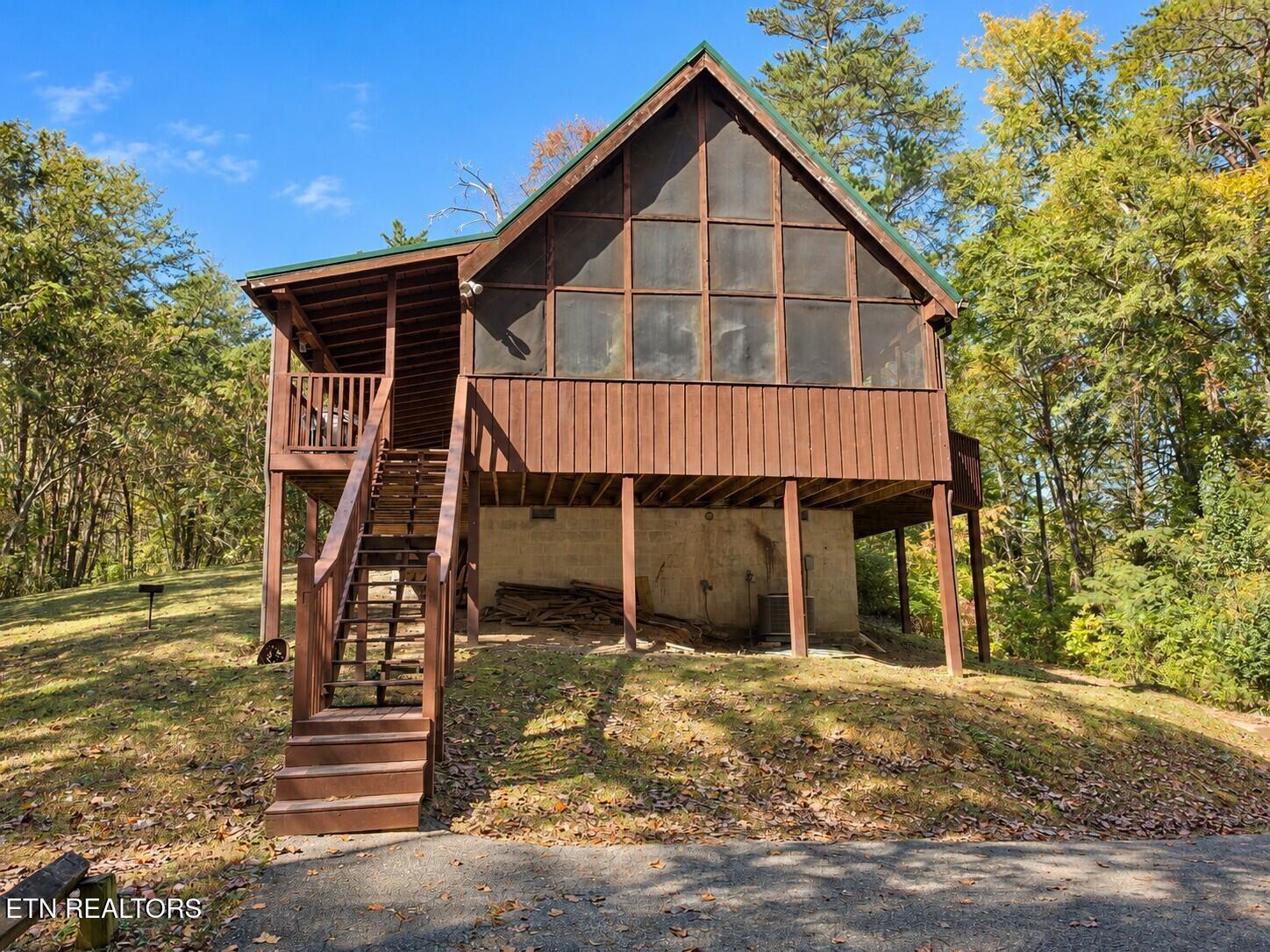 1502 Ridgecrest Drive Sevierville TN 37876