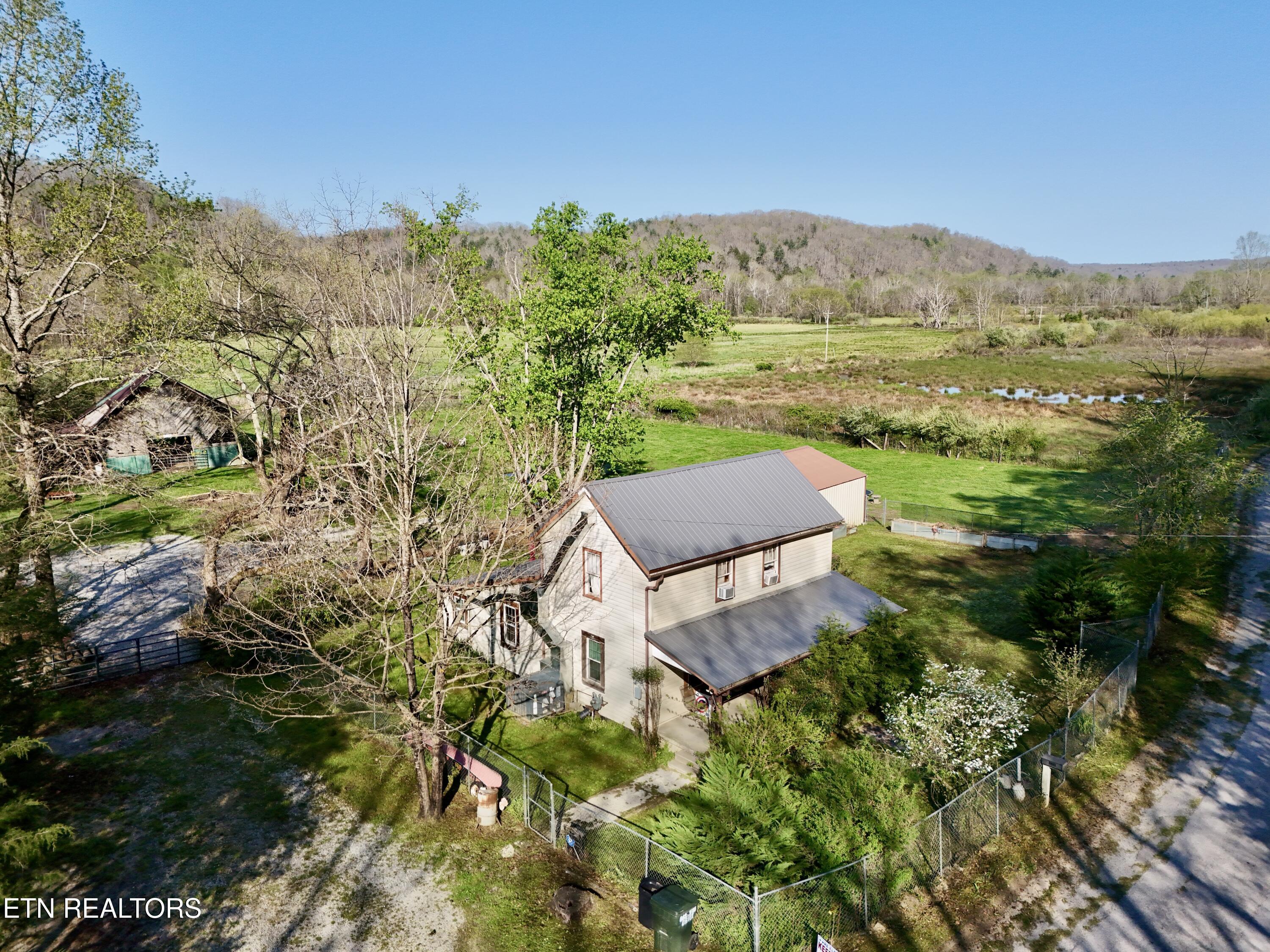 5640 Brimstone Road Robbins TN 37852