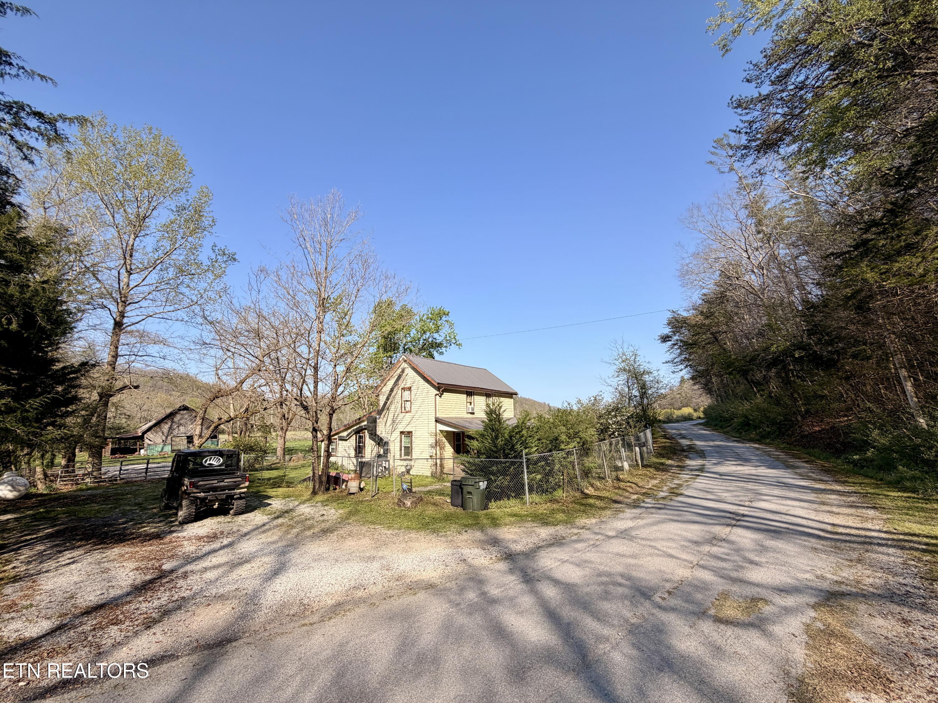 5640 Brimstone Road Robbins TN 37852