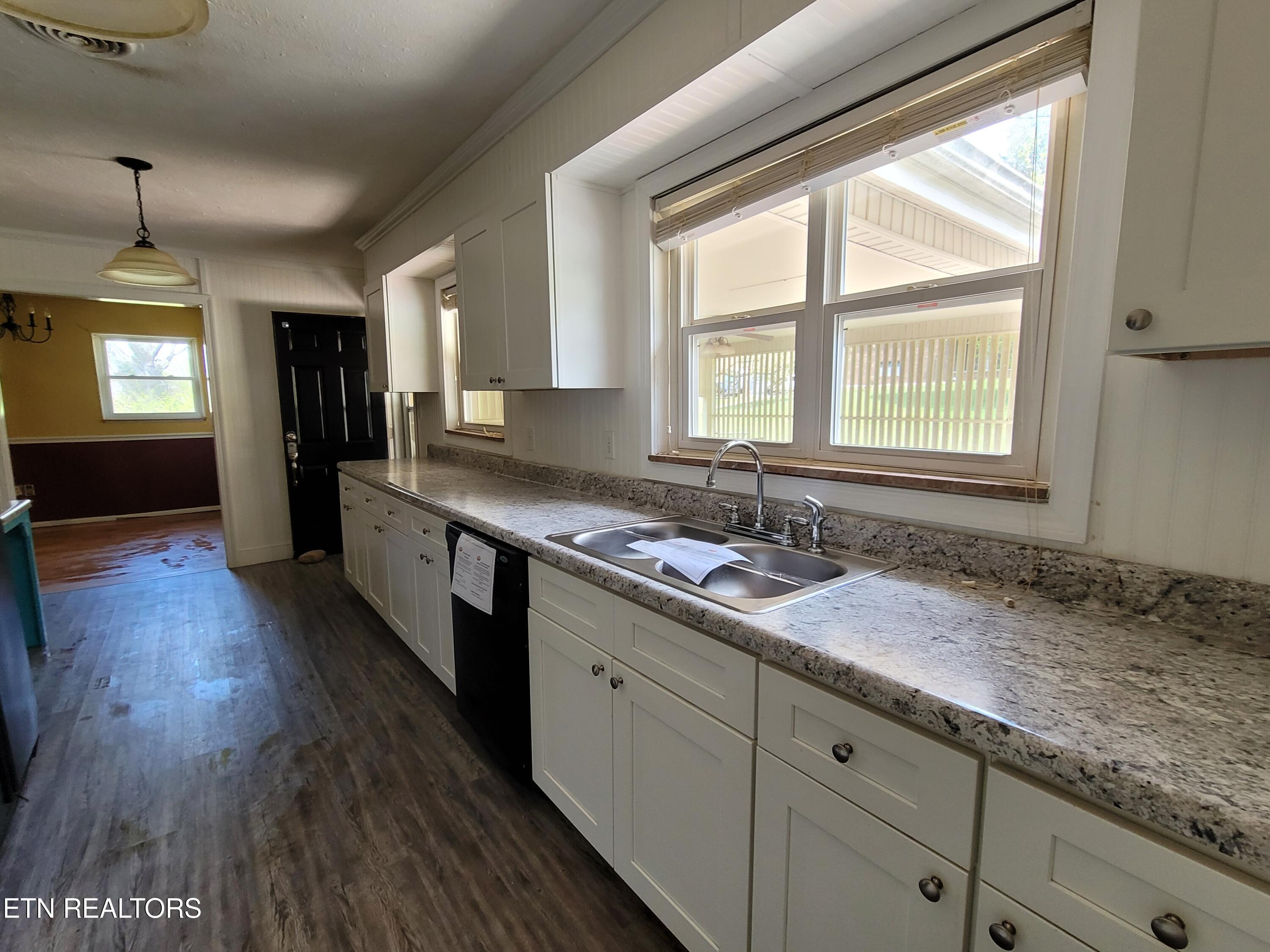 1395 Bluets Road Newport TN 37821