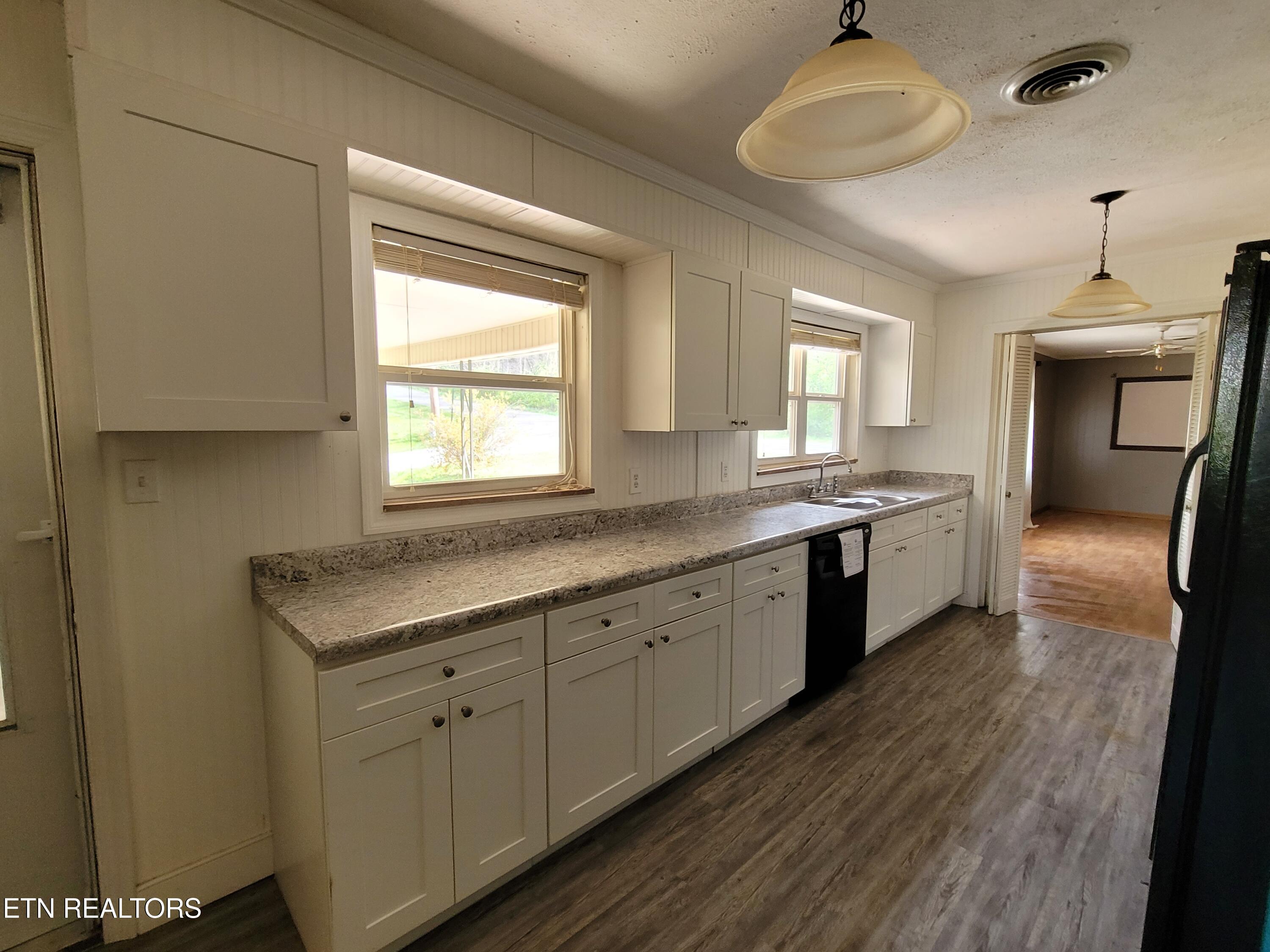 1395 Bluets Road Newport TN 37821