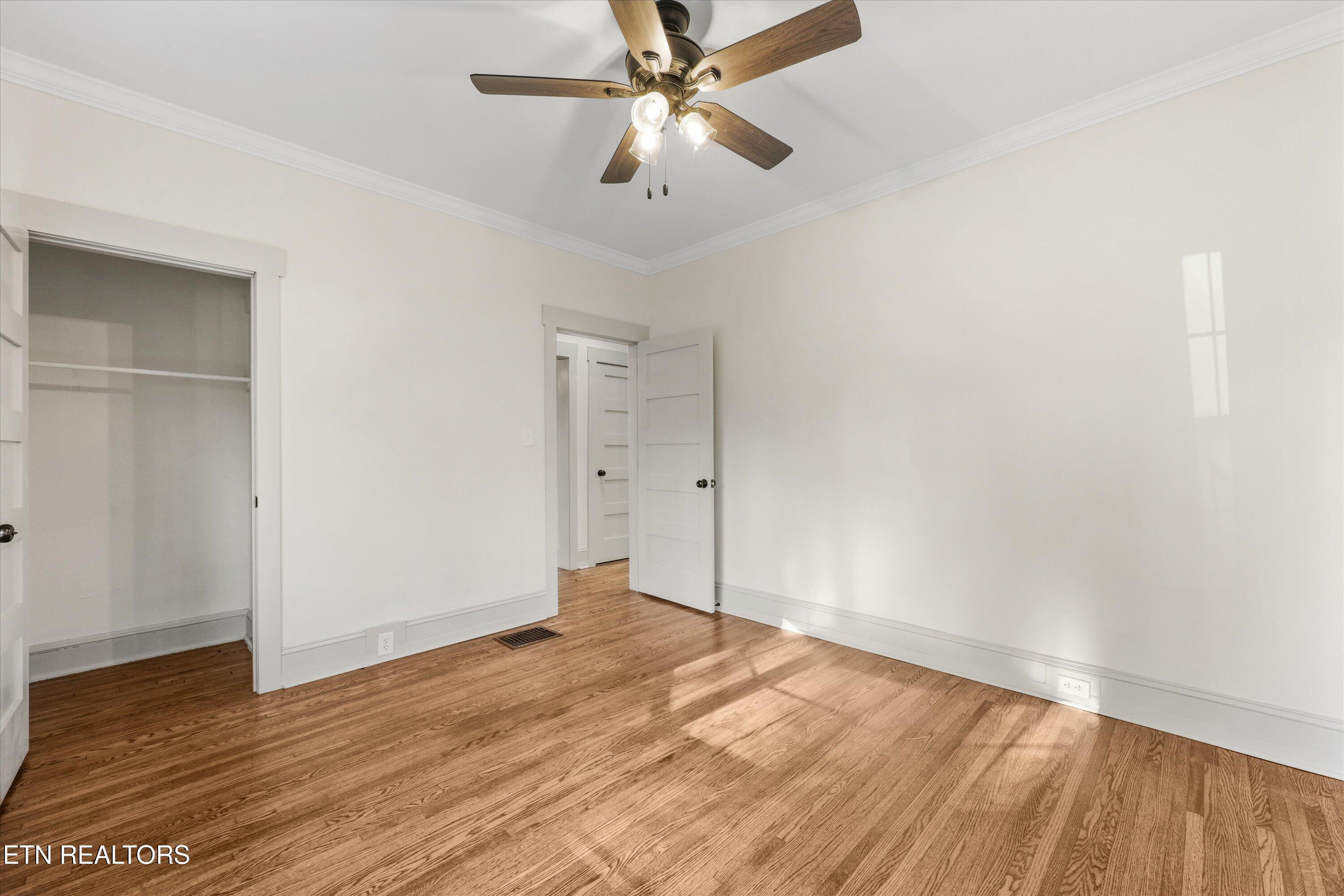 1515 Mccroskey Avenue Knoxville TN 37917