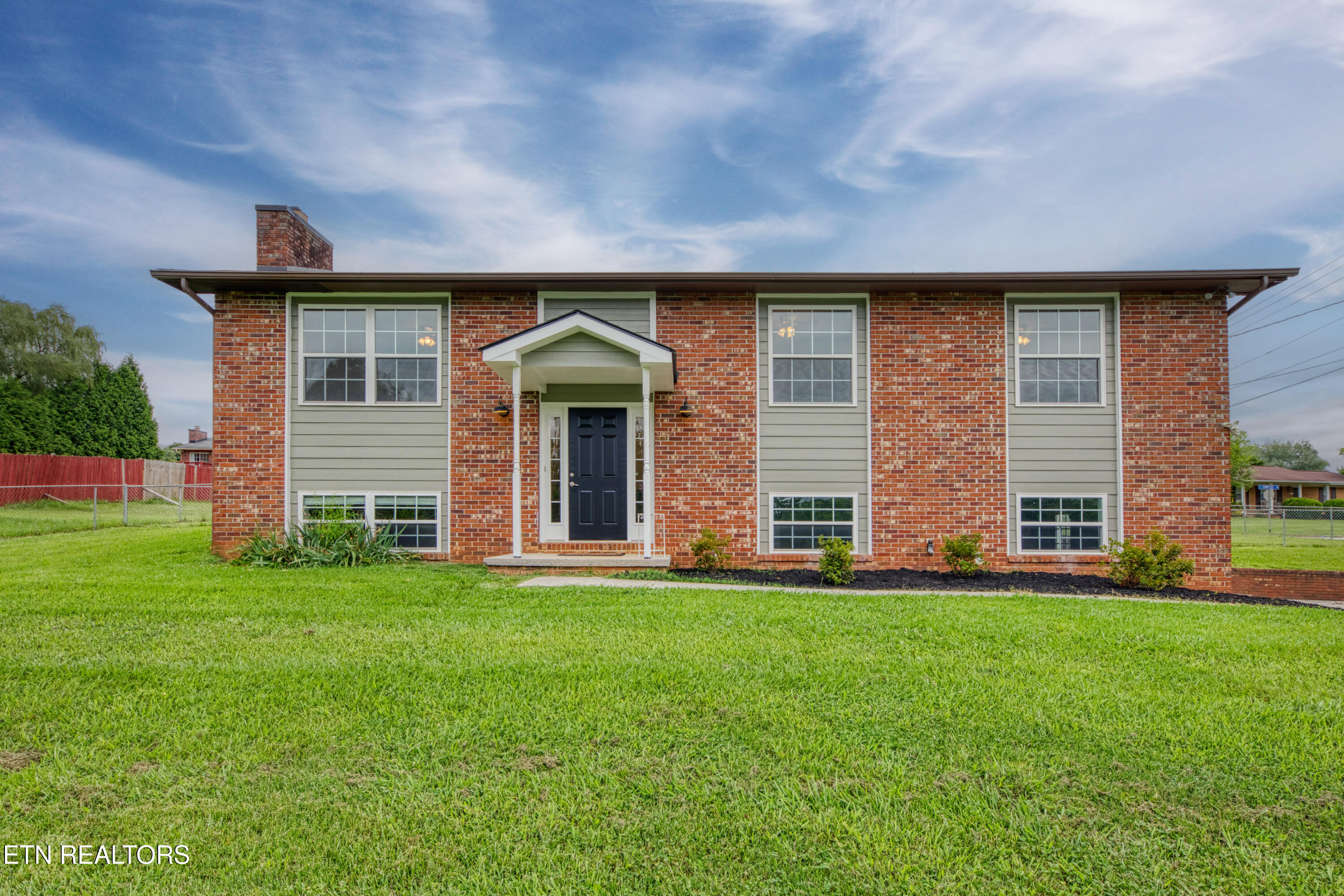 506 Oak Street Seymour TN 37865