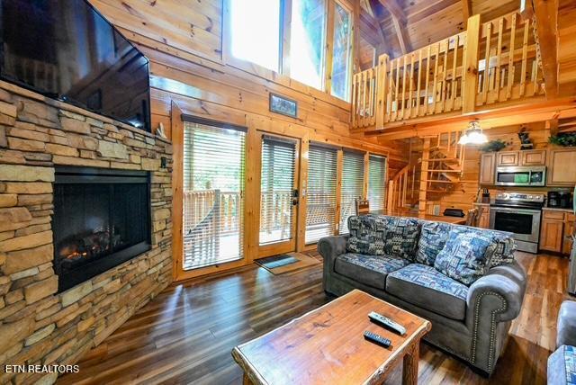 1428 Indian Court Sevierville TN 37876