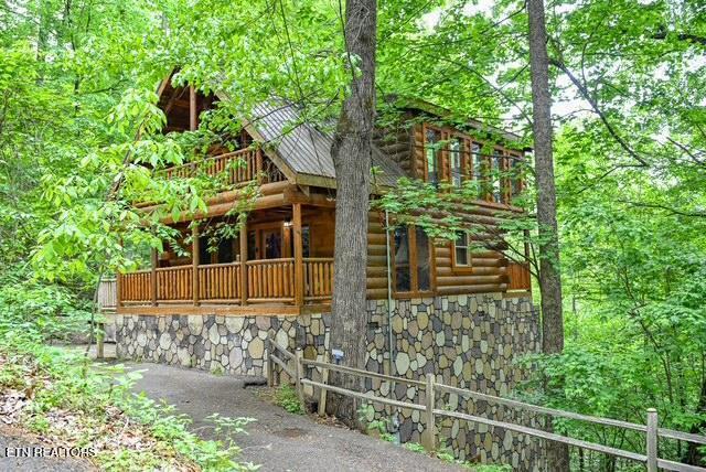 1428 Indian Court Sevierville TN 37876