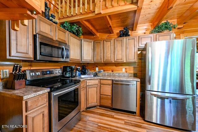 1428 Indian Court Sevierville TN 37876