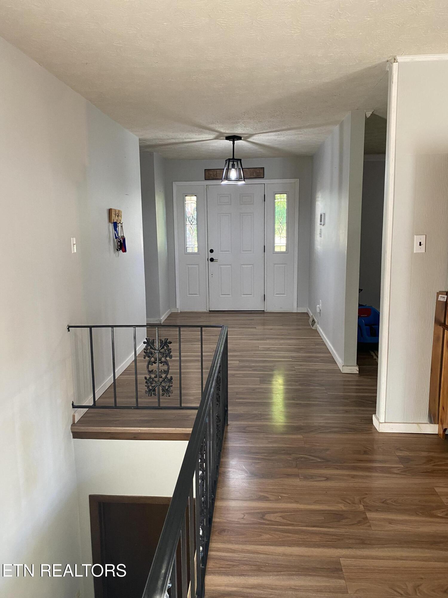 101 Greenbriar Lane Oak Ridge TN 37830