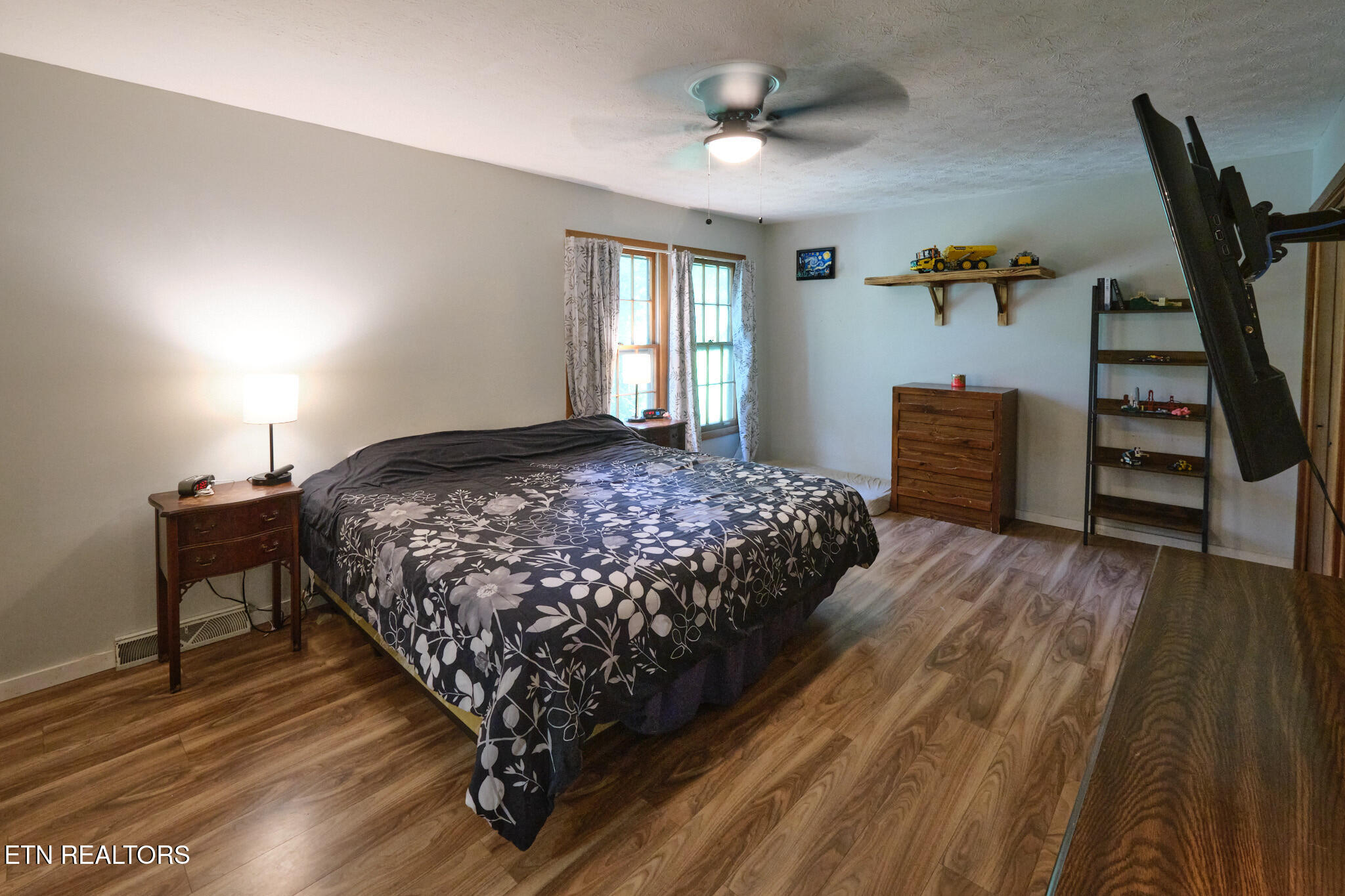 101 Greenbriar Lane Oak Ridge TN 37830