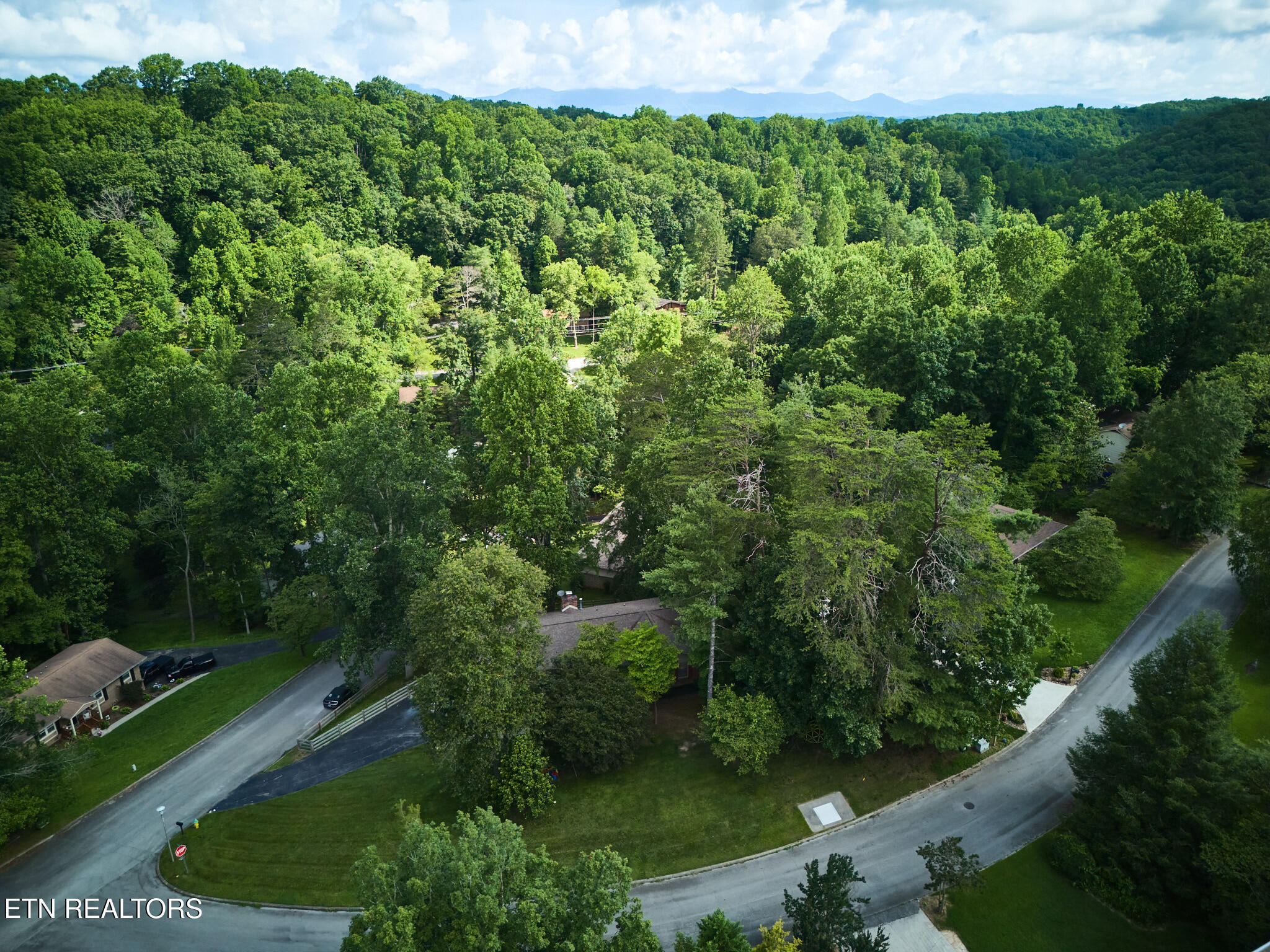 101 Greenbriar Lane Oak Ridge TN 37830