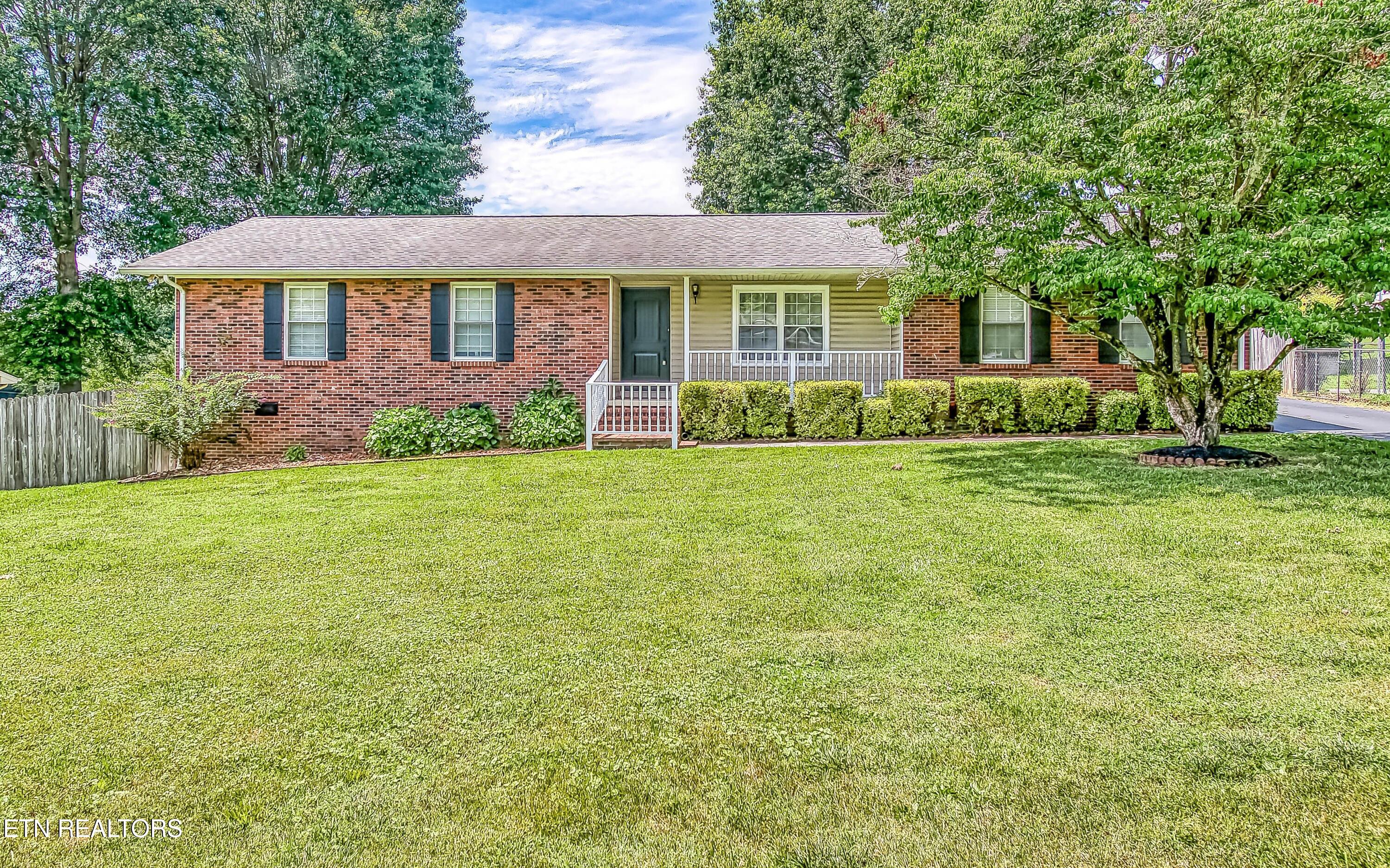 301 Foster Drive Lenoir City TN 37772