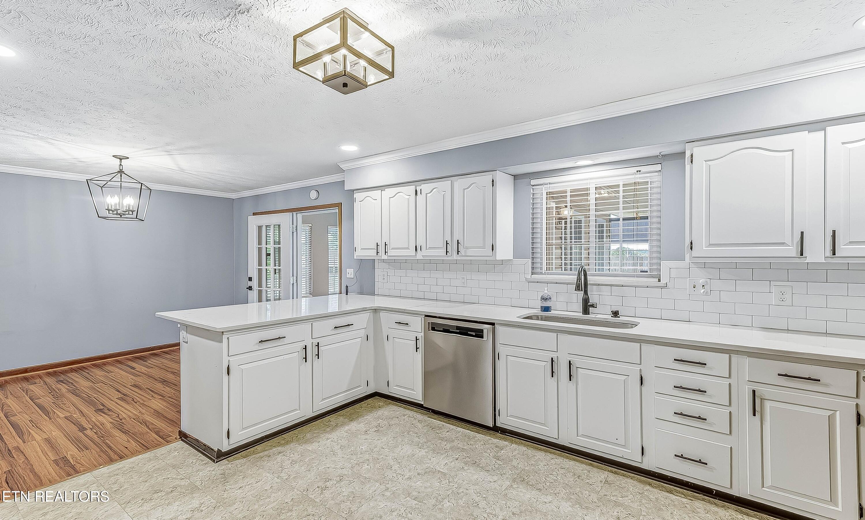301 Foster Drive Lenoir City TN 37772