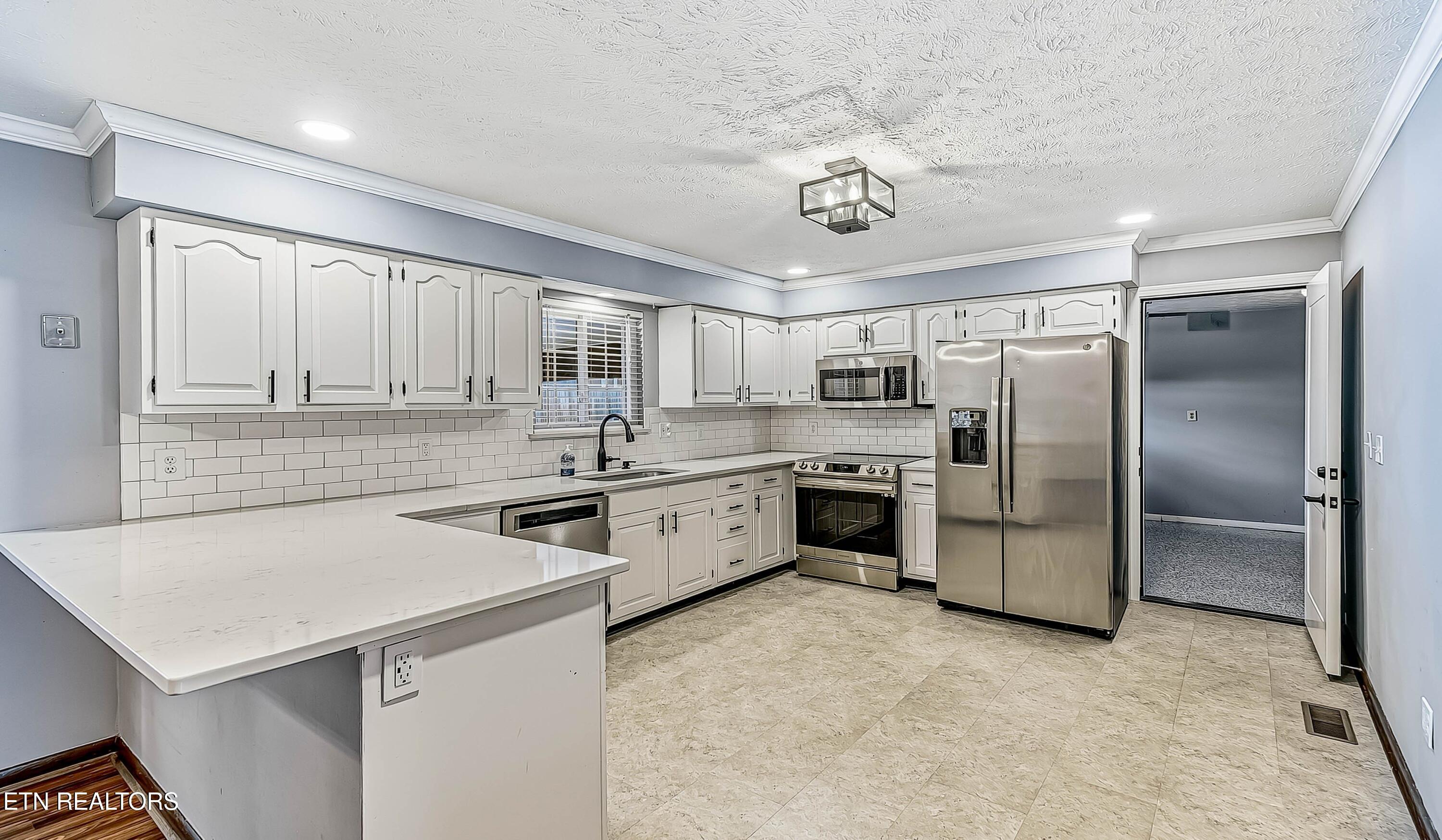 301 Foster Drive Lenoir City TN 37772