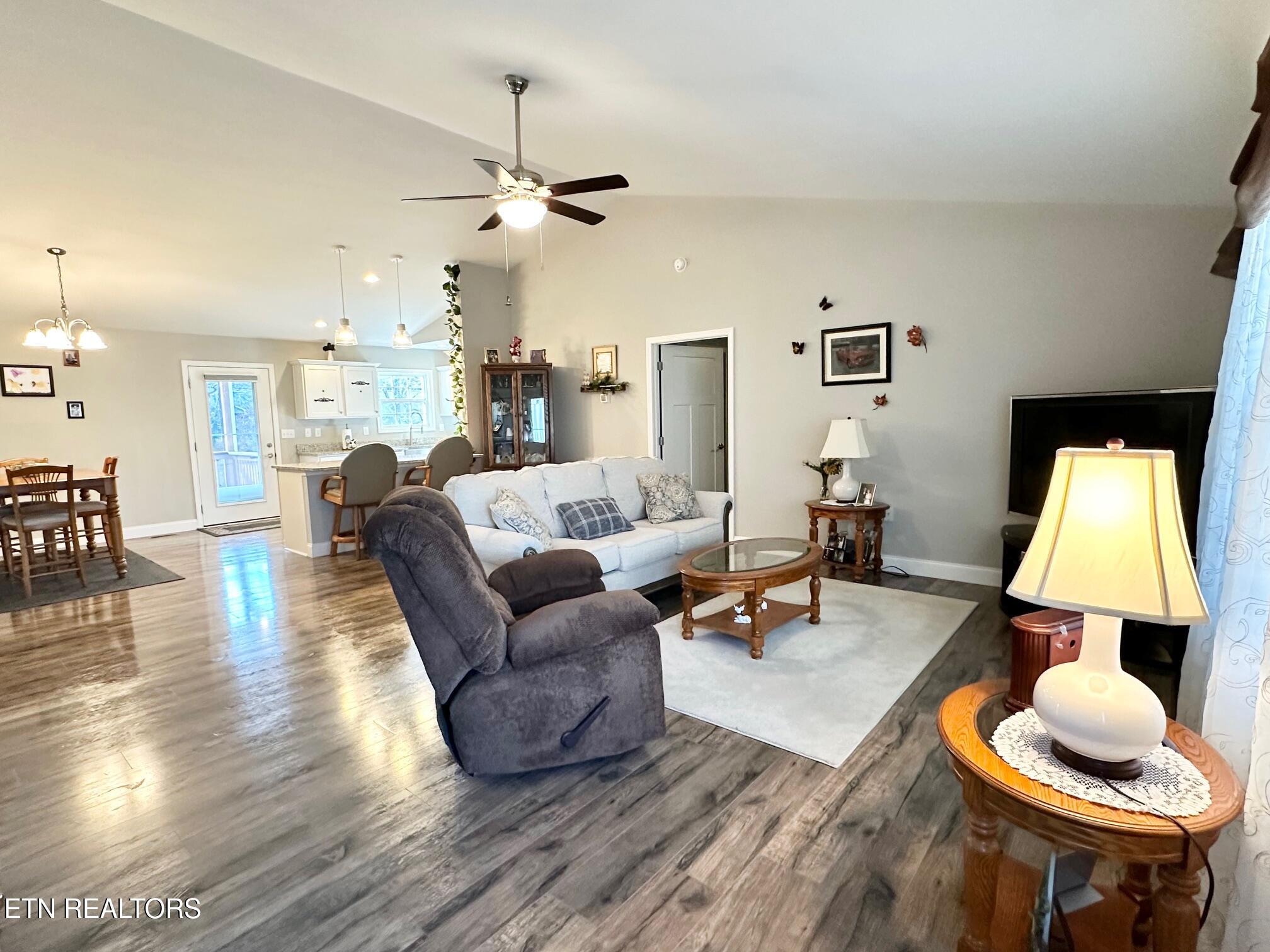 63 Whitetail Run Crossville TN 38555