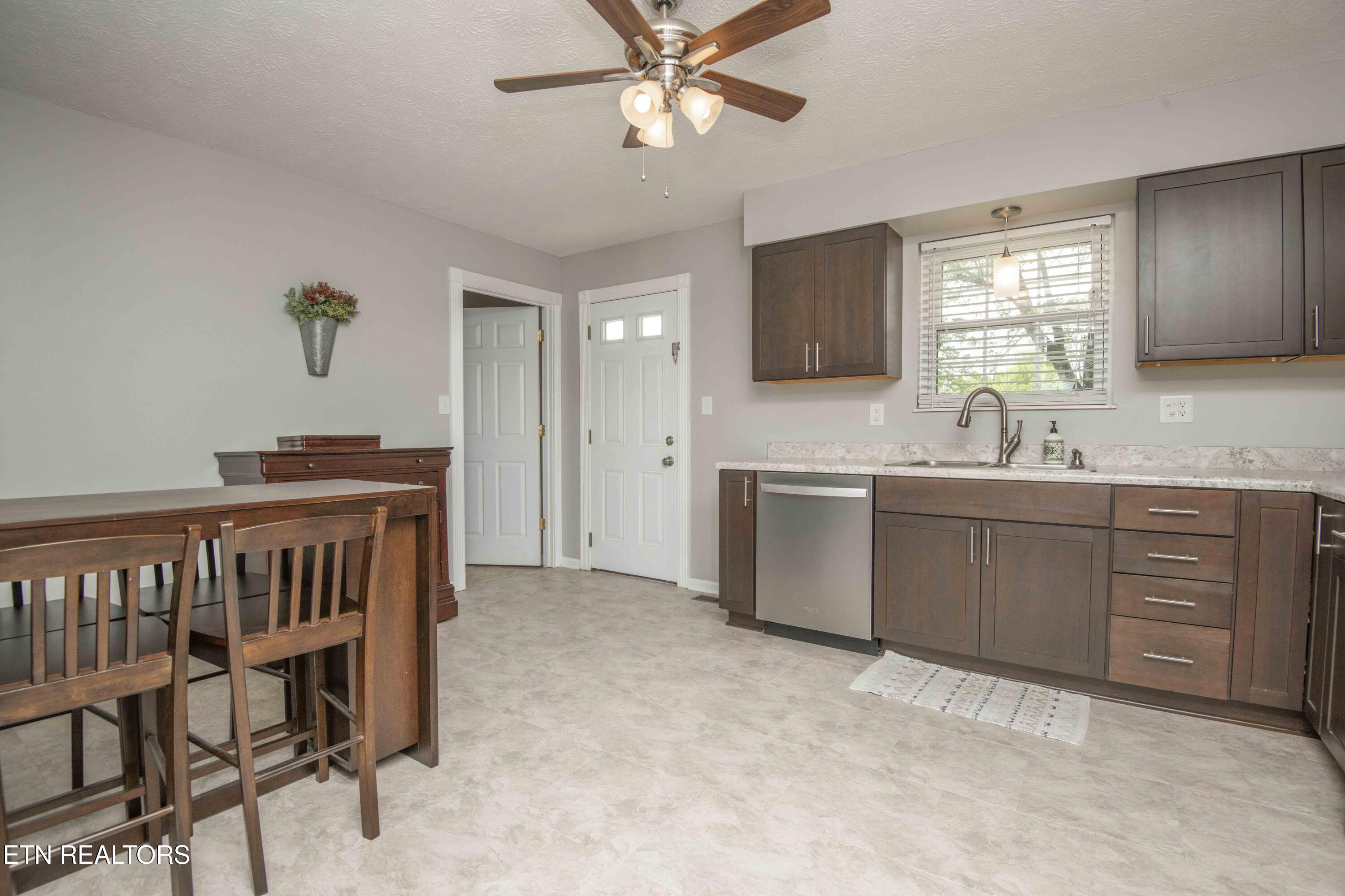 207 N 6th Street Maryville TN 37804