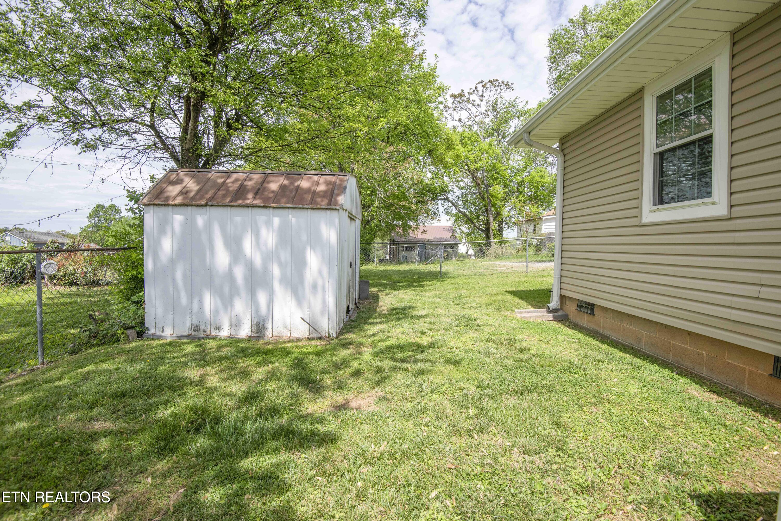 207 N 6th Street Maryville TN 37804