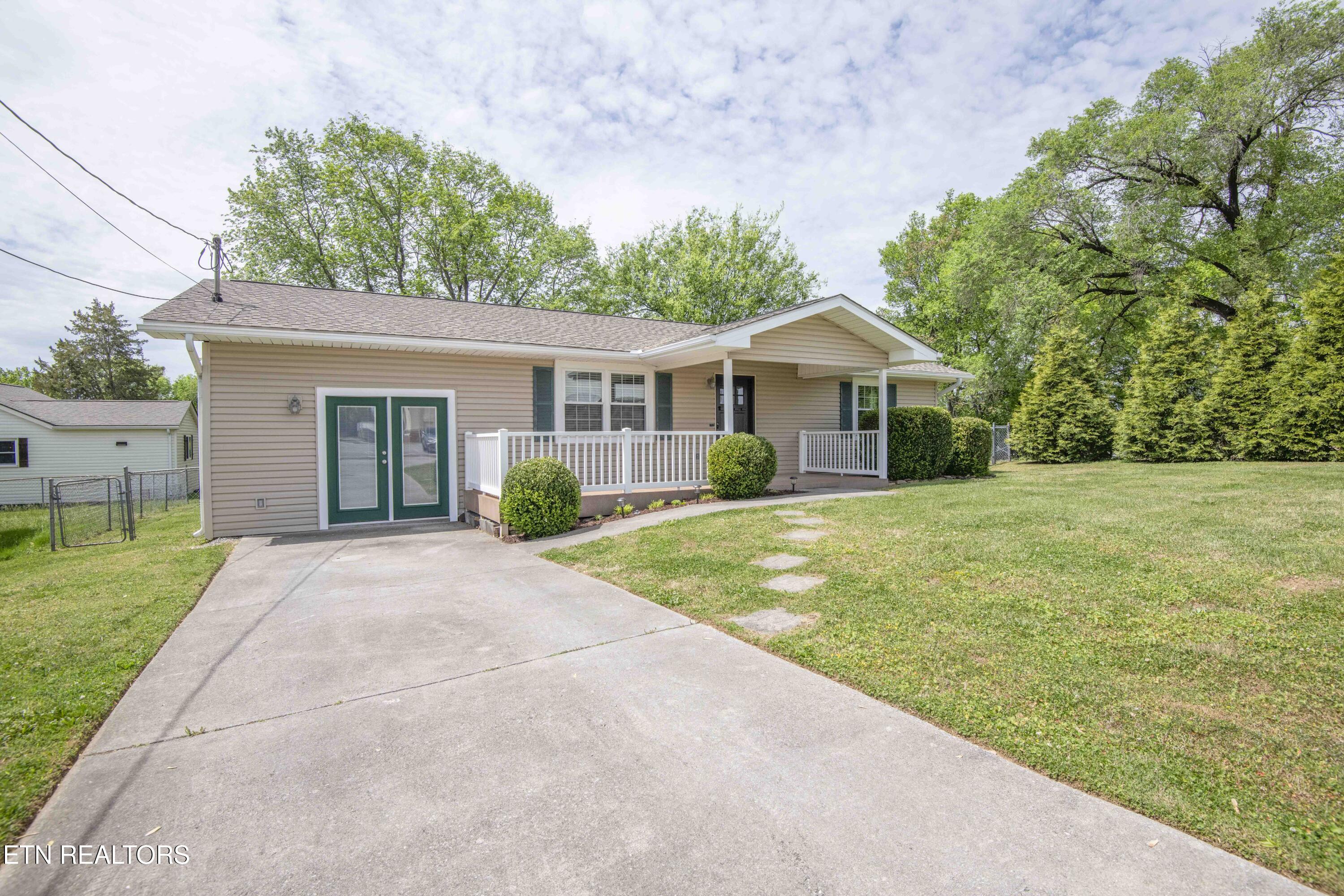 207 N 6th Street Maryville TN 37804