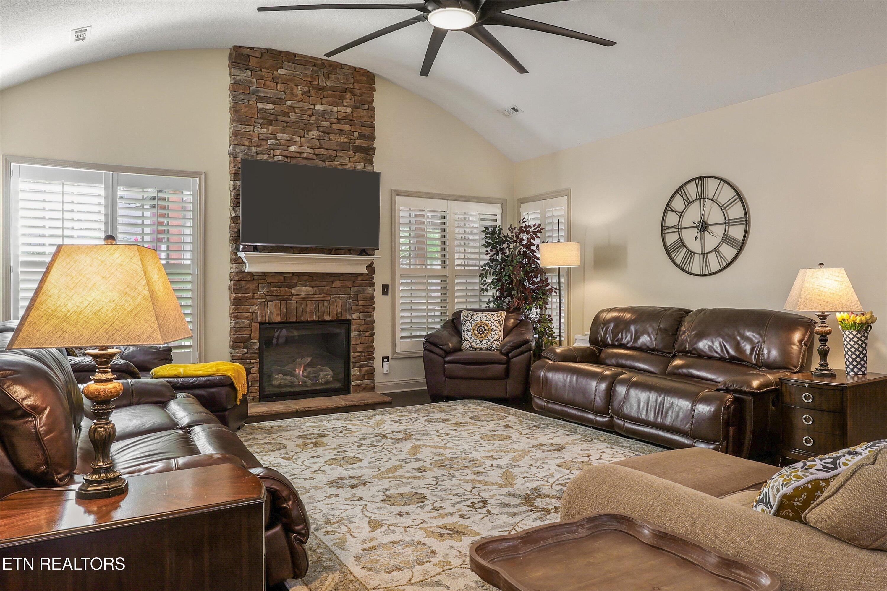 851 Granada Drive Lenoir City TN 37772