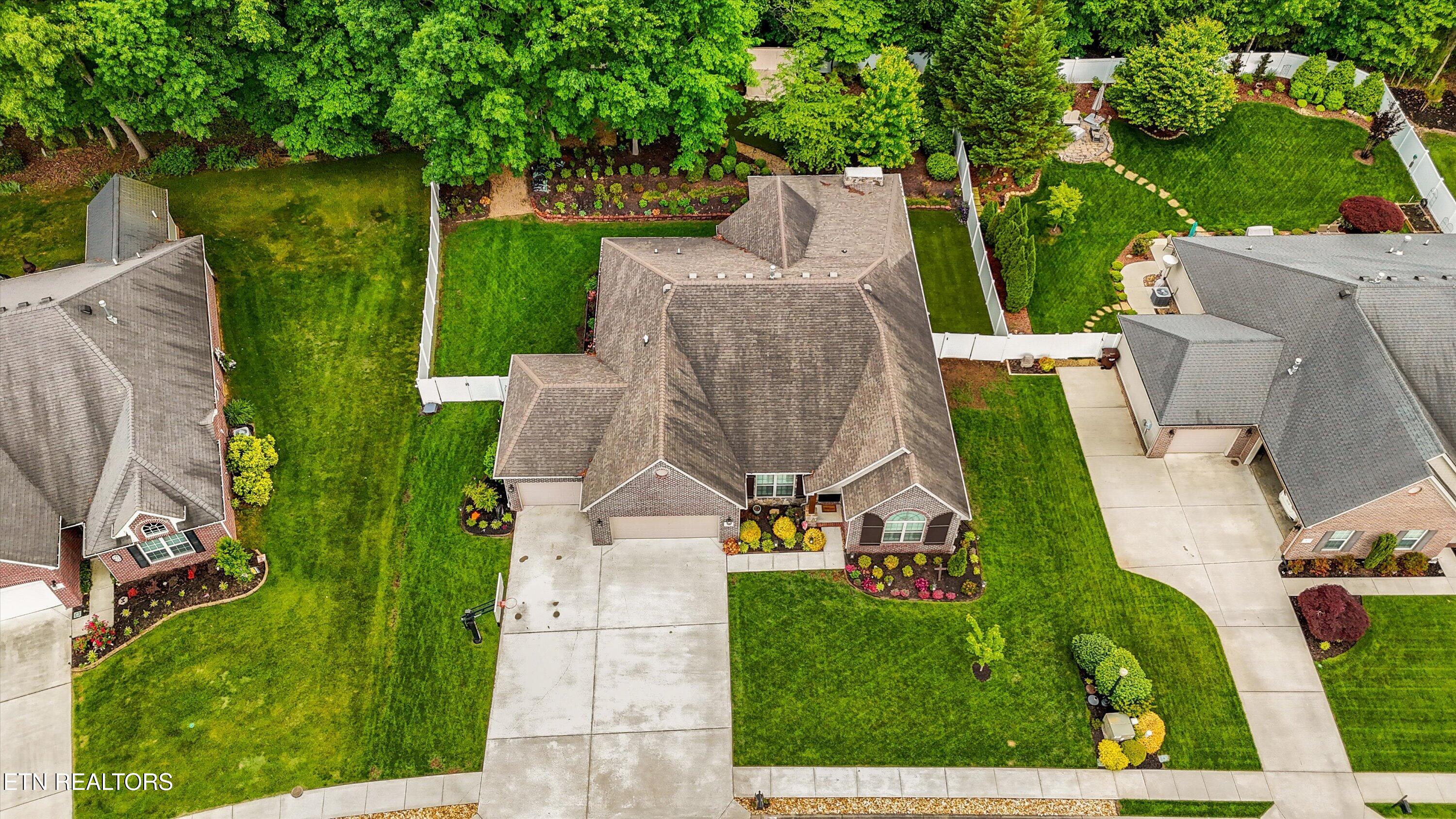 851 Granada Drive Lenoir City TN 37772