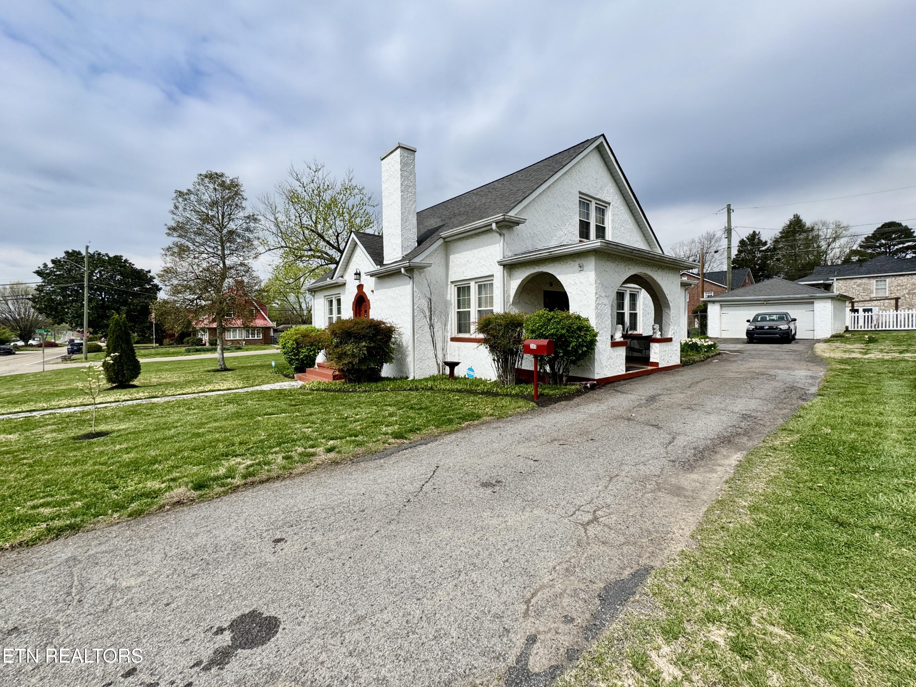 205 Adair Drive Knoxville TN 37918