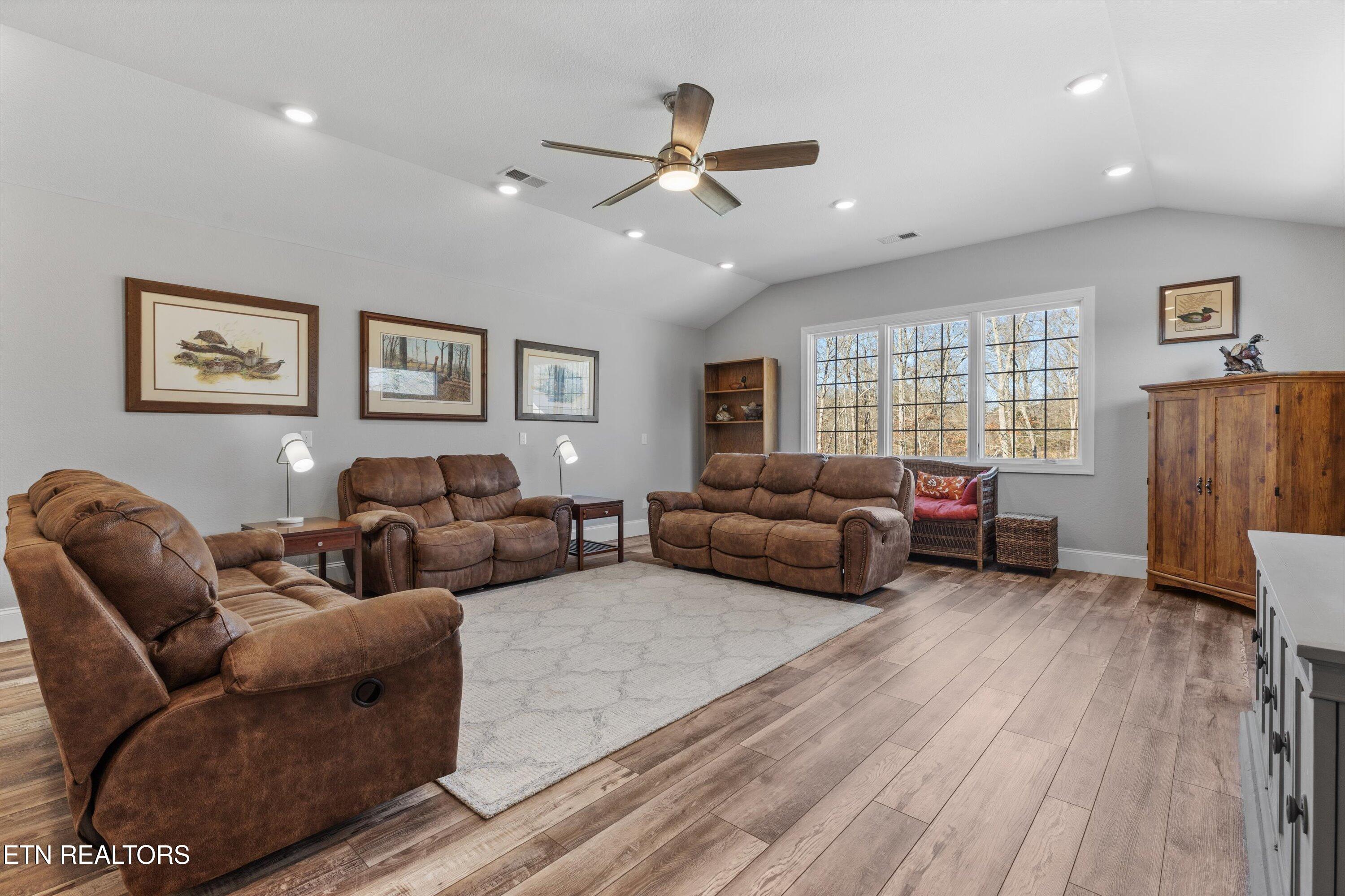 1752 Hillendale Road Crossville TN 38572