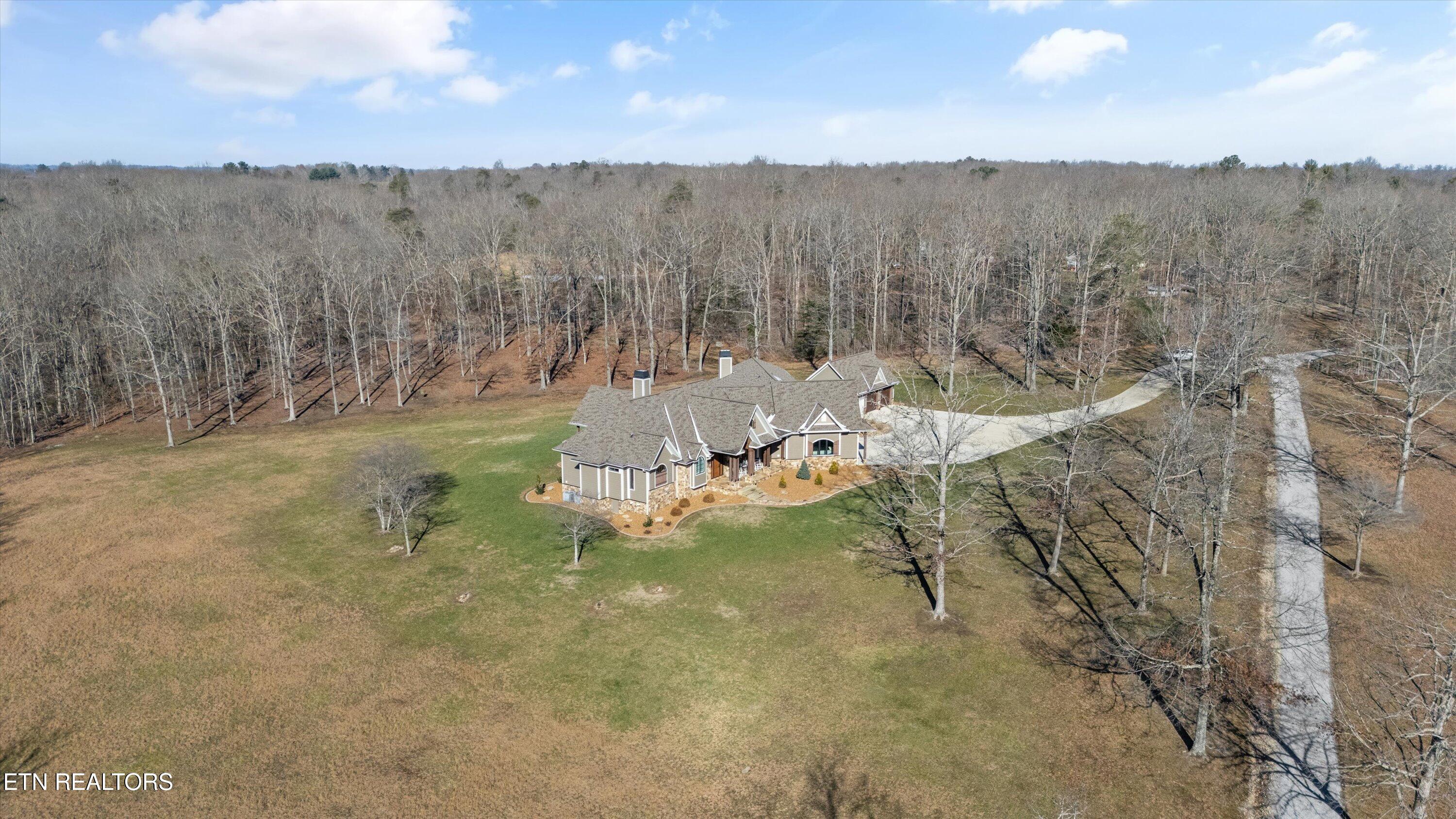 1752 Hillendale Road Crossville TN 38572