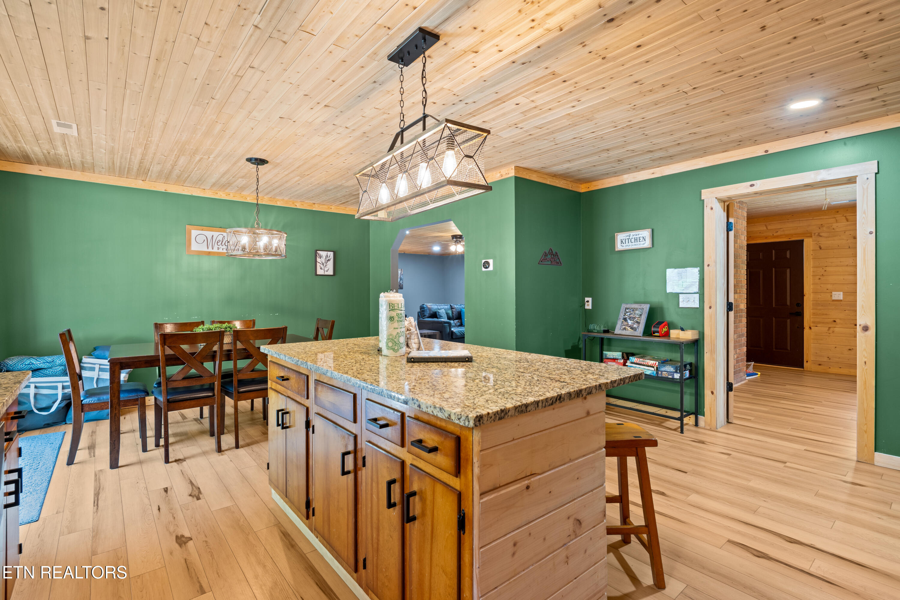 4323 Boogertown Road Sevierville TN 37876