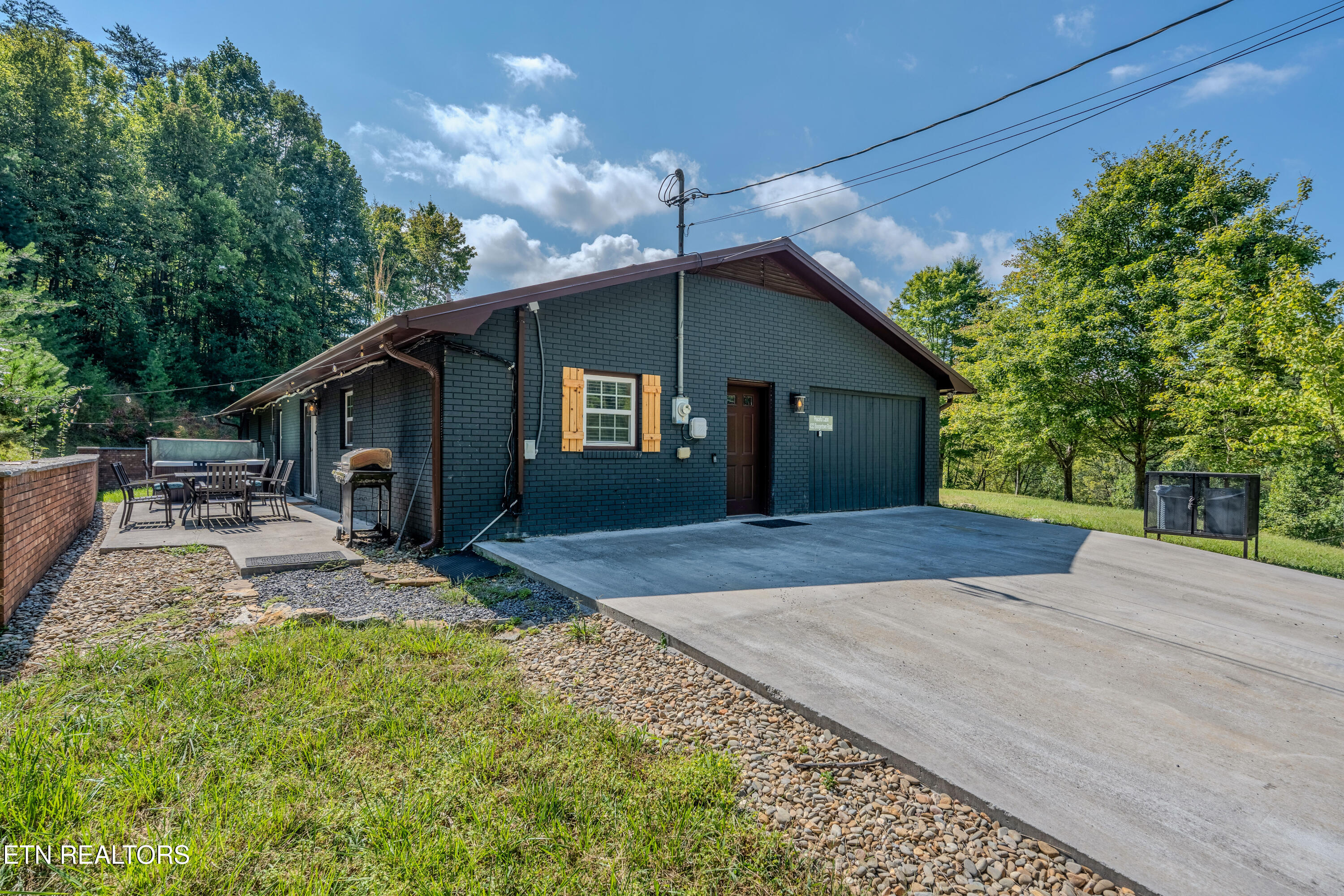 4323 Boogertown Road Sevierville TN 37876