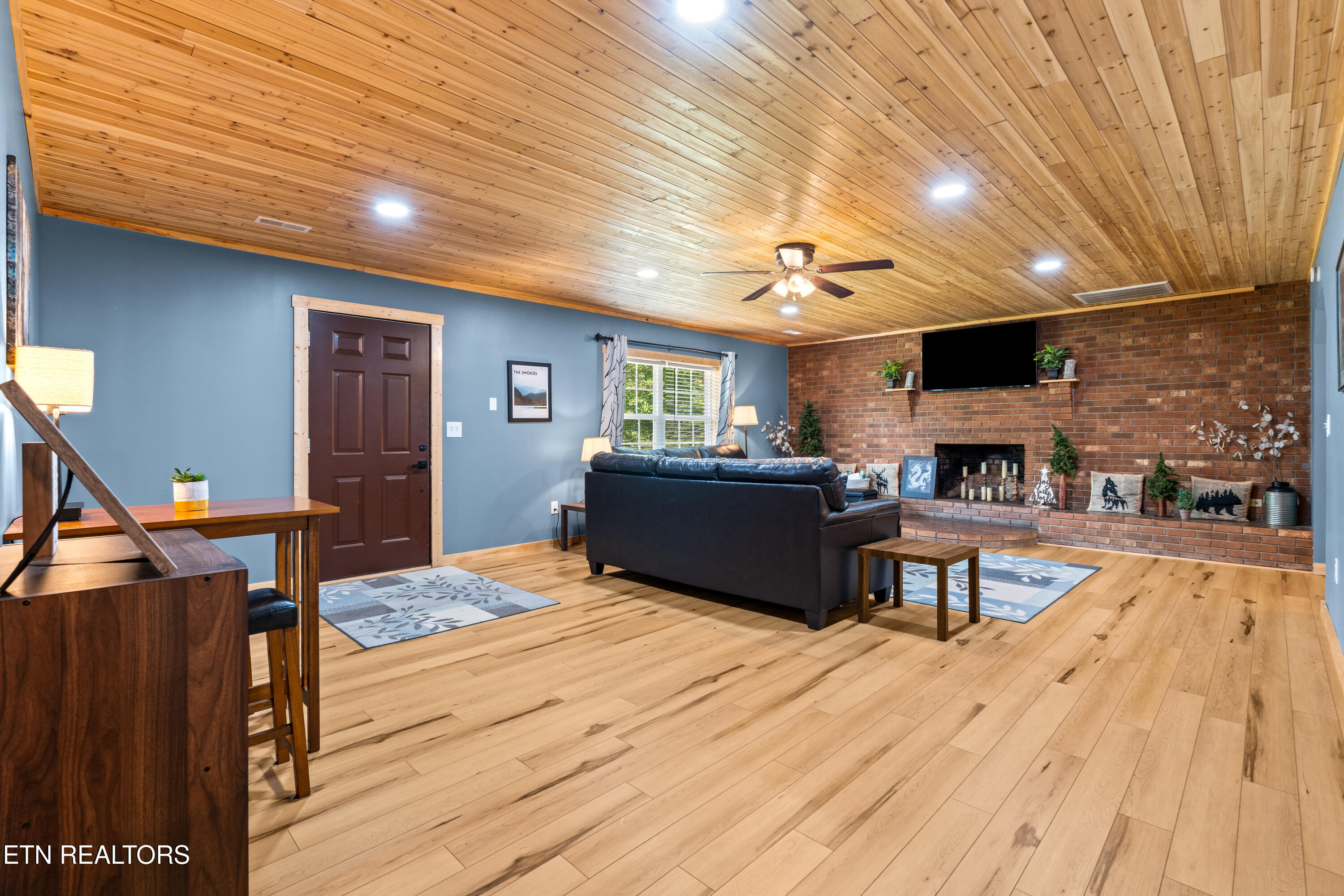 4323 Boogertown Road Sevierville TN 37876