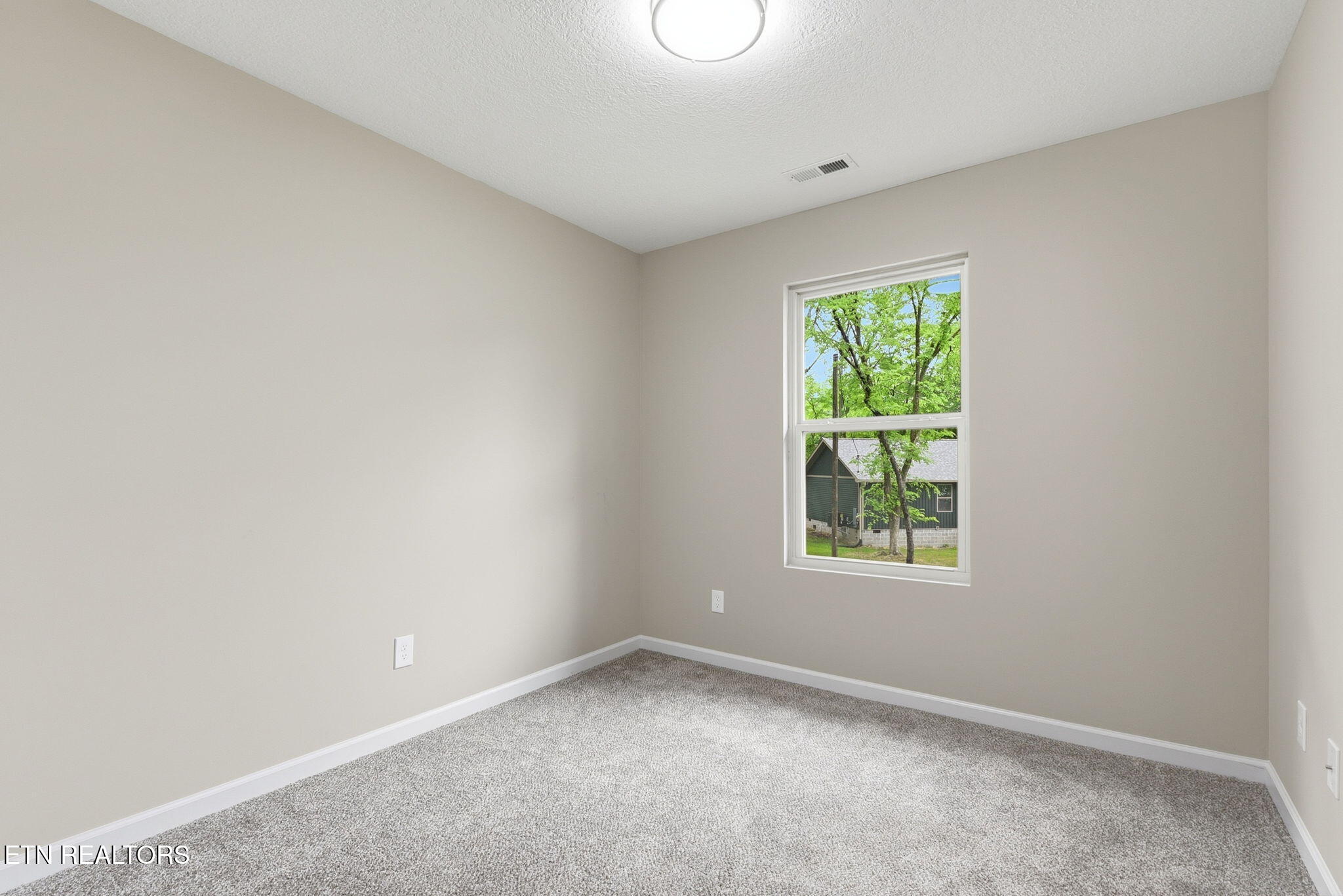 513 Hillcrest Street Clinton TN 37716