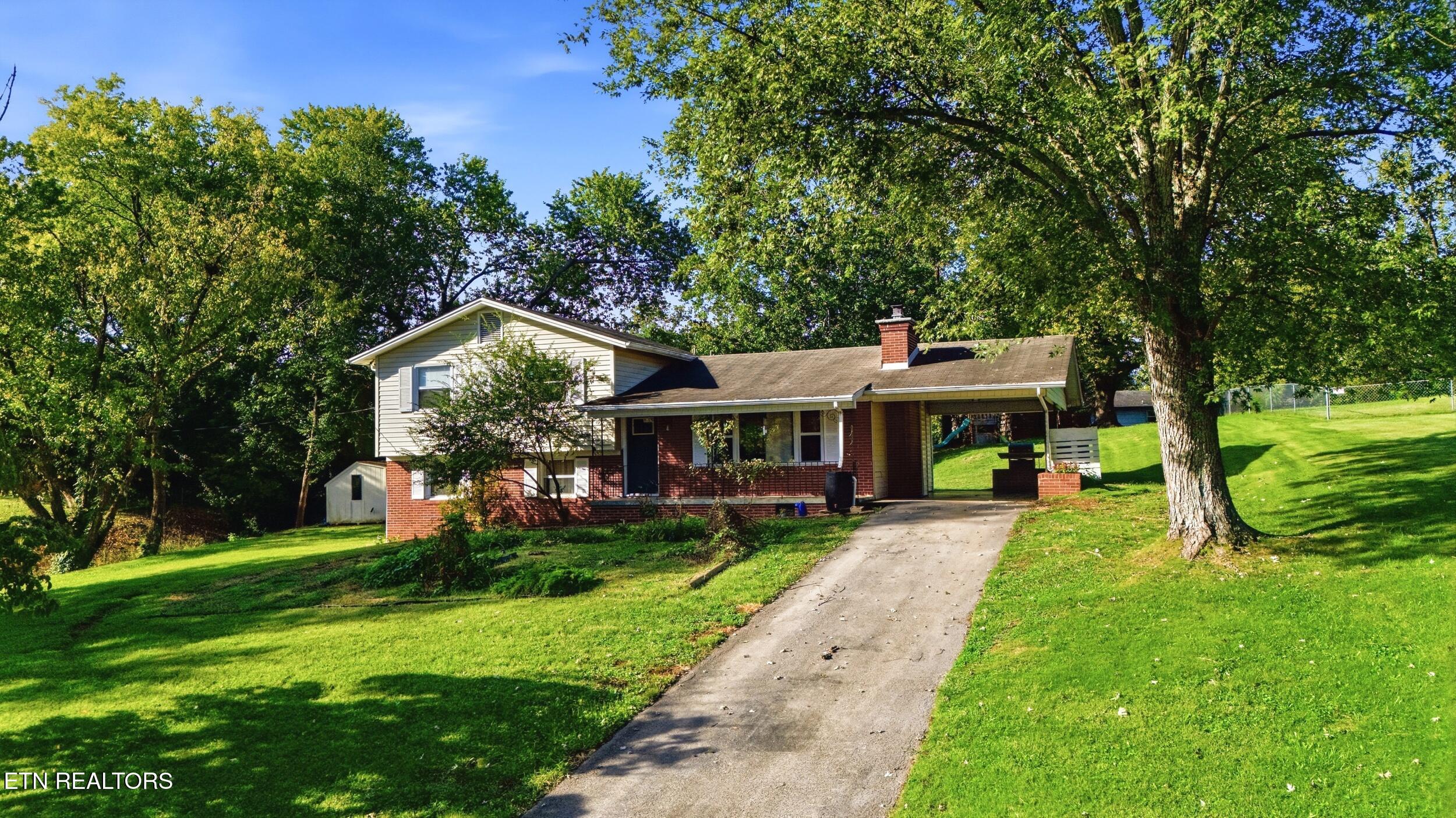4417 Silverhill Drive Knoxville TN 37921
