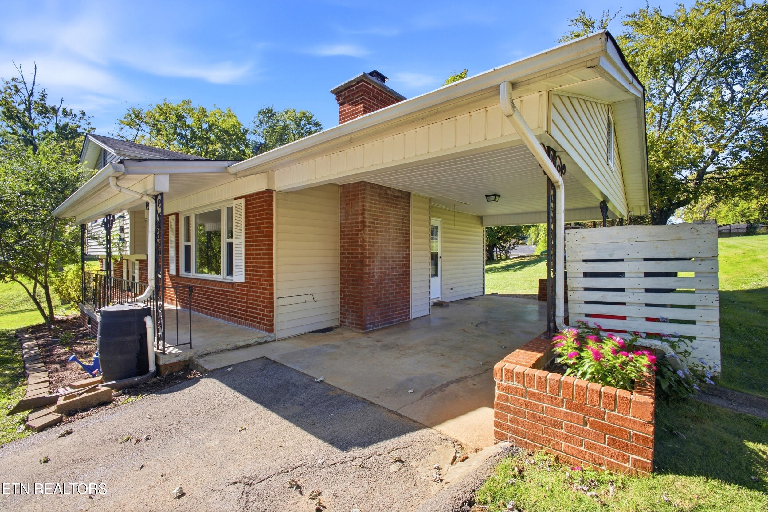 4417 Silverhill Drive Knoxville TN 37921