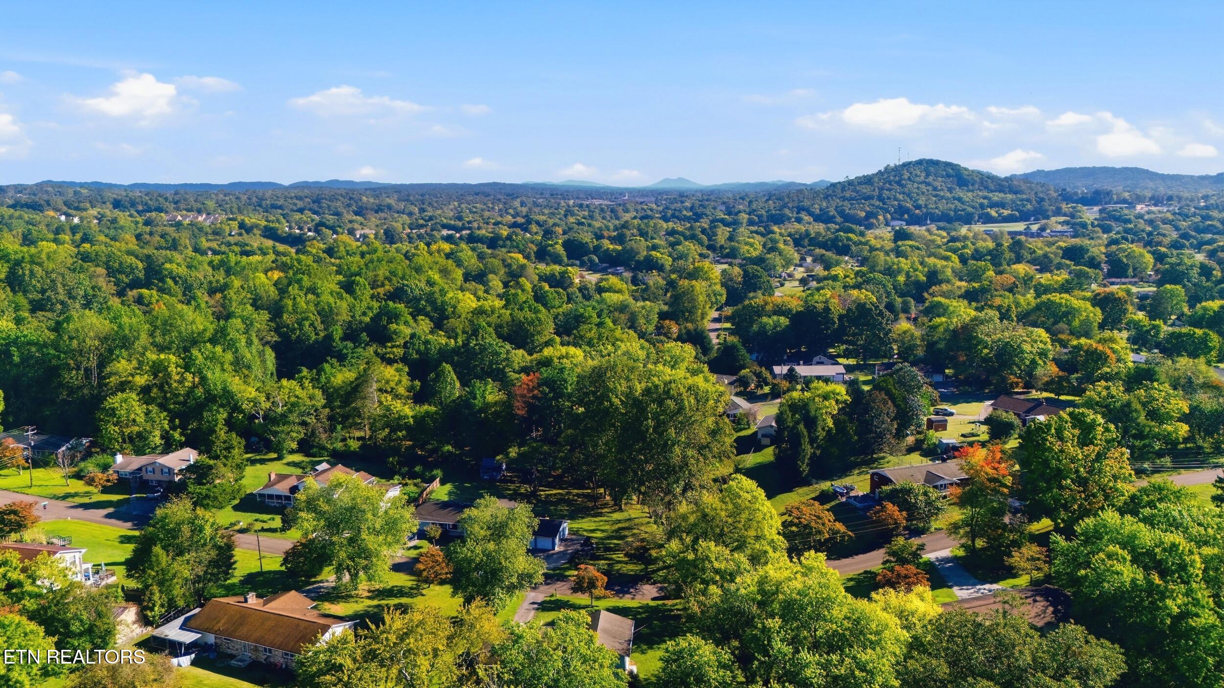 4417 Silverhill Drive Knoxville TN 37921