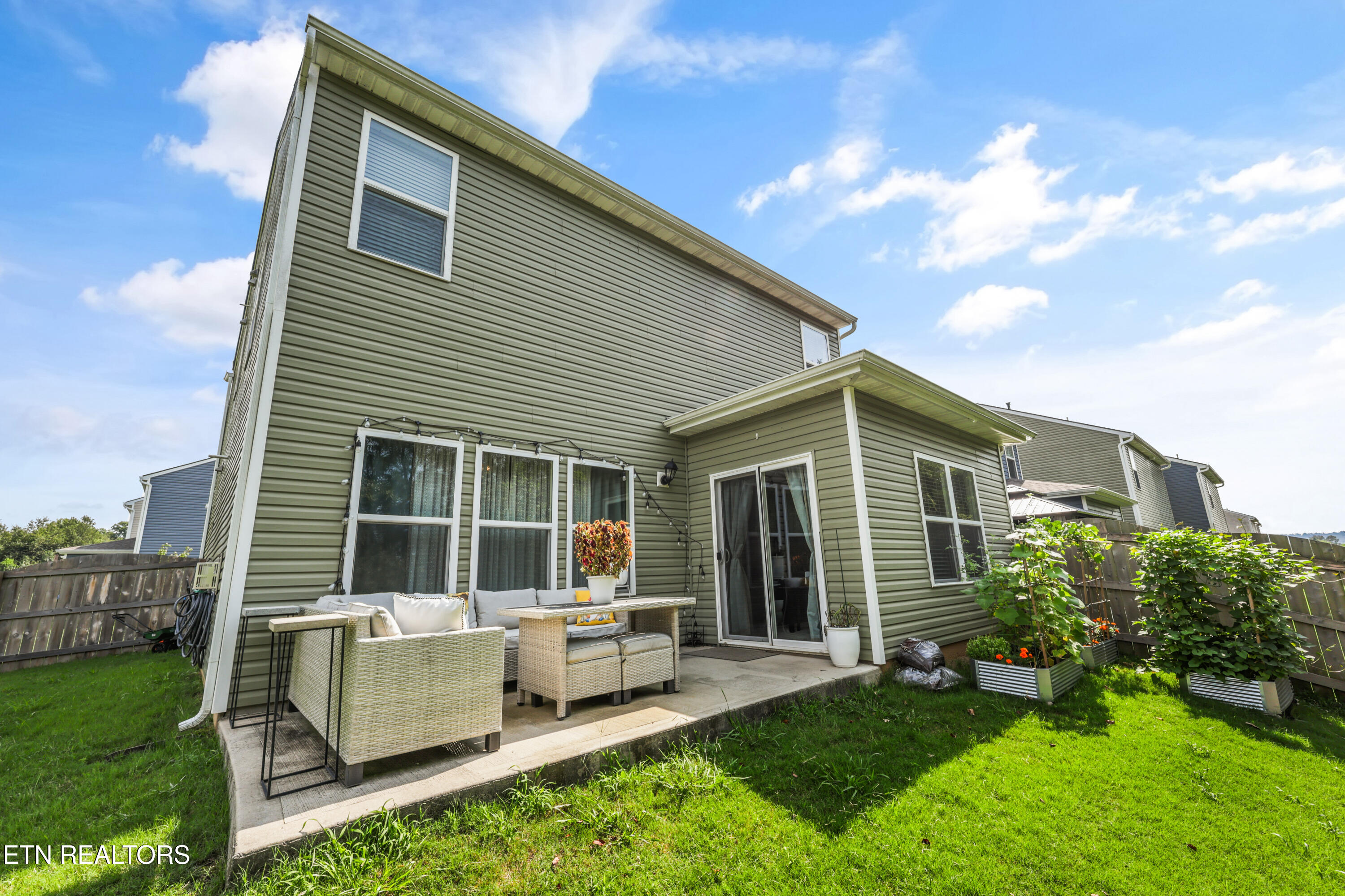 3 Poplar Court Clinton TN 37716