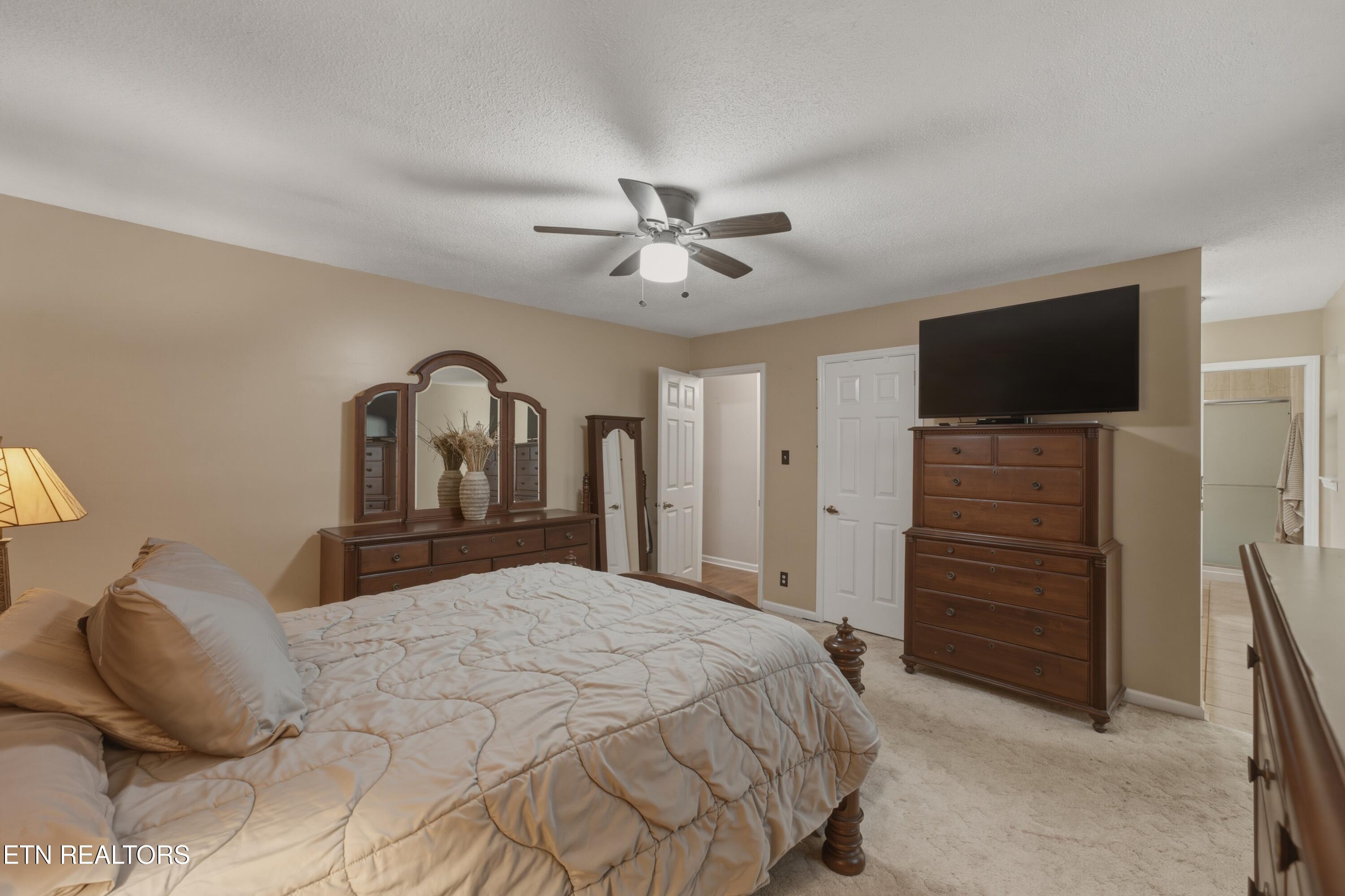 1119 W Outer Drive Oak Ridge TN 37830