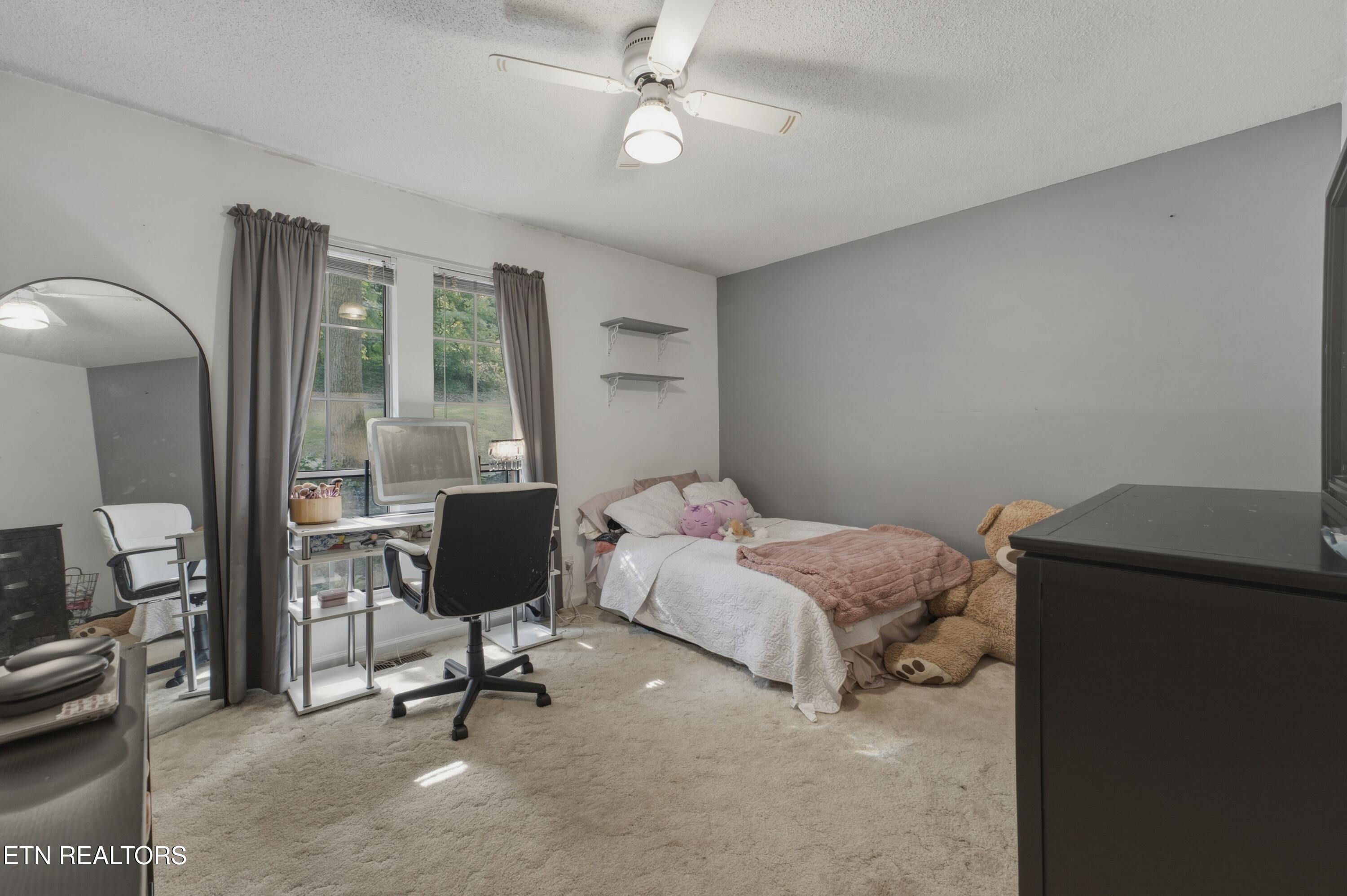 1119 W Outer Drive Oak Ridge TN 37830